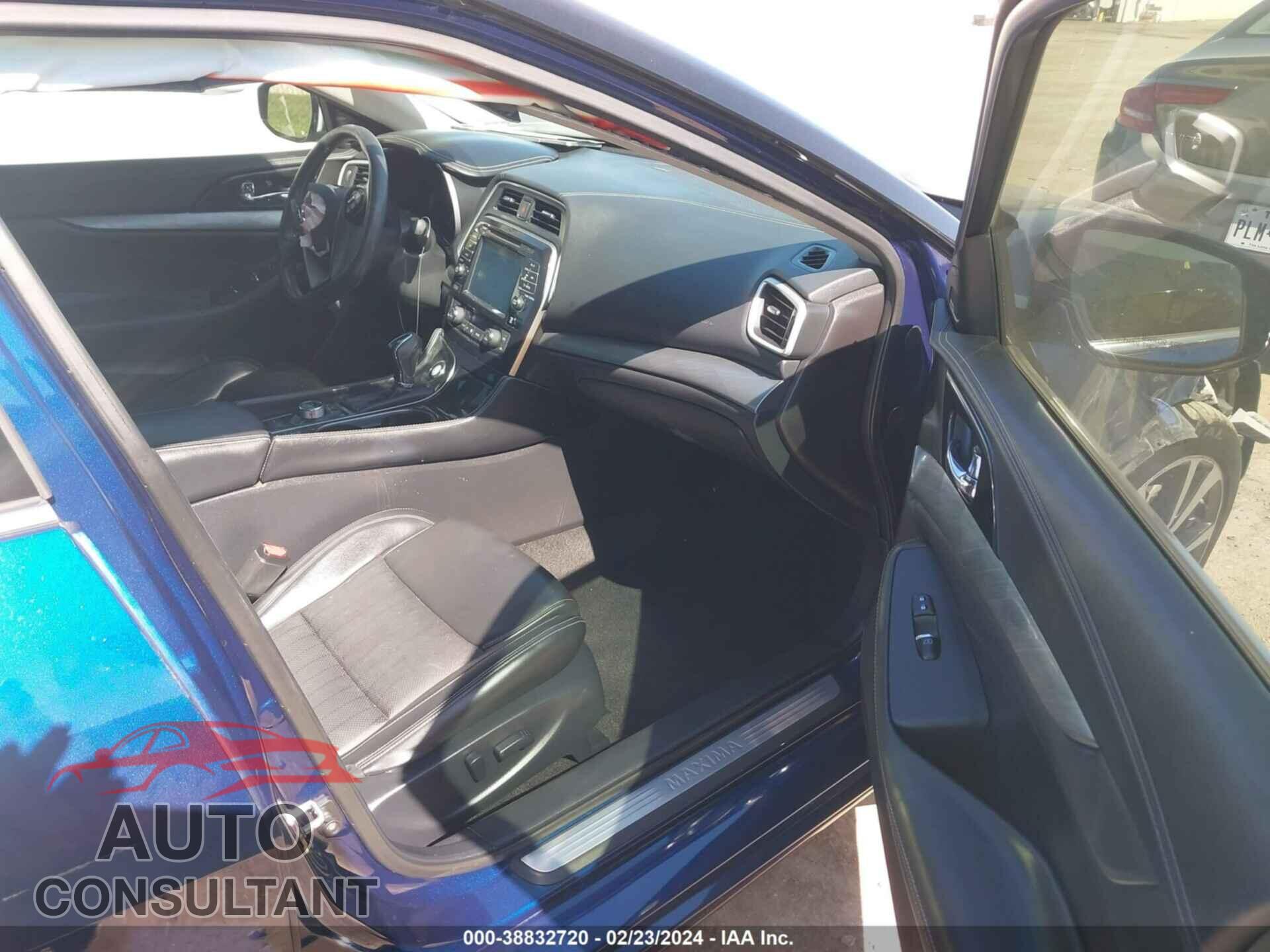 NISSAN MAXIMA 2017 - 1N4AA6AP1HC386475