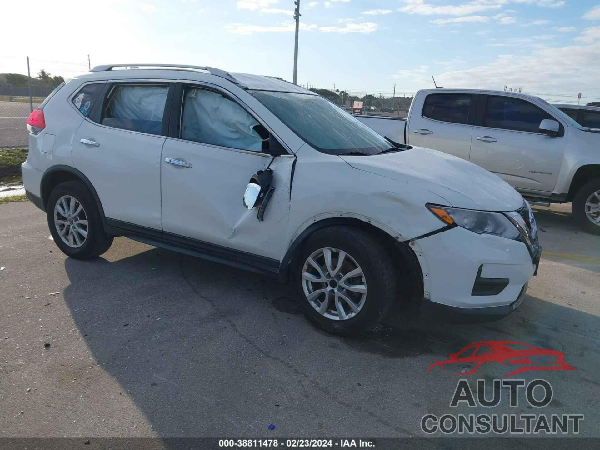 NISSAN ROGUE 2017 - KNMAT2MV8HP557643