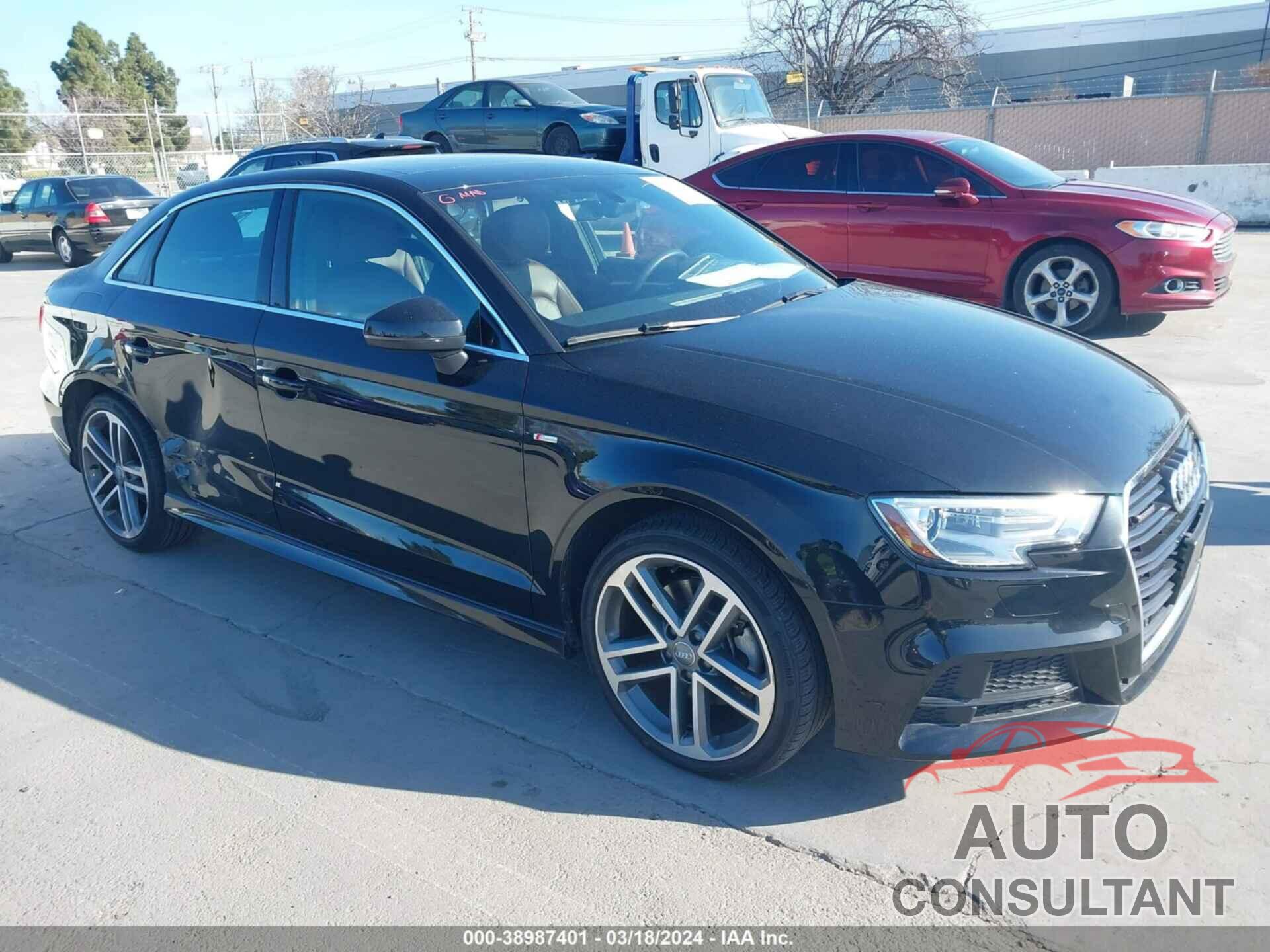 AUDI A3 2018 - WAUJ8GFF2J1050621