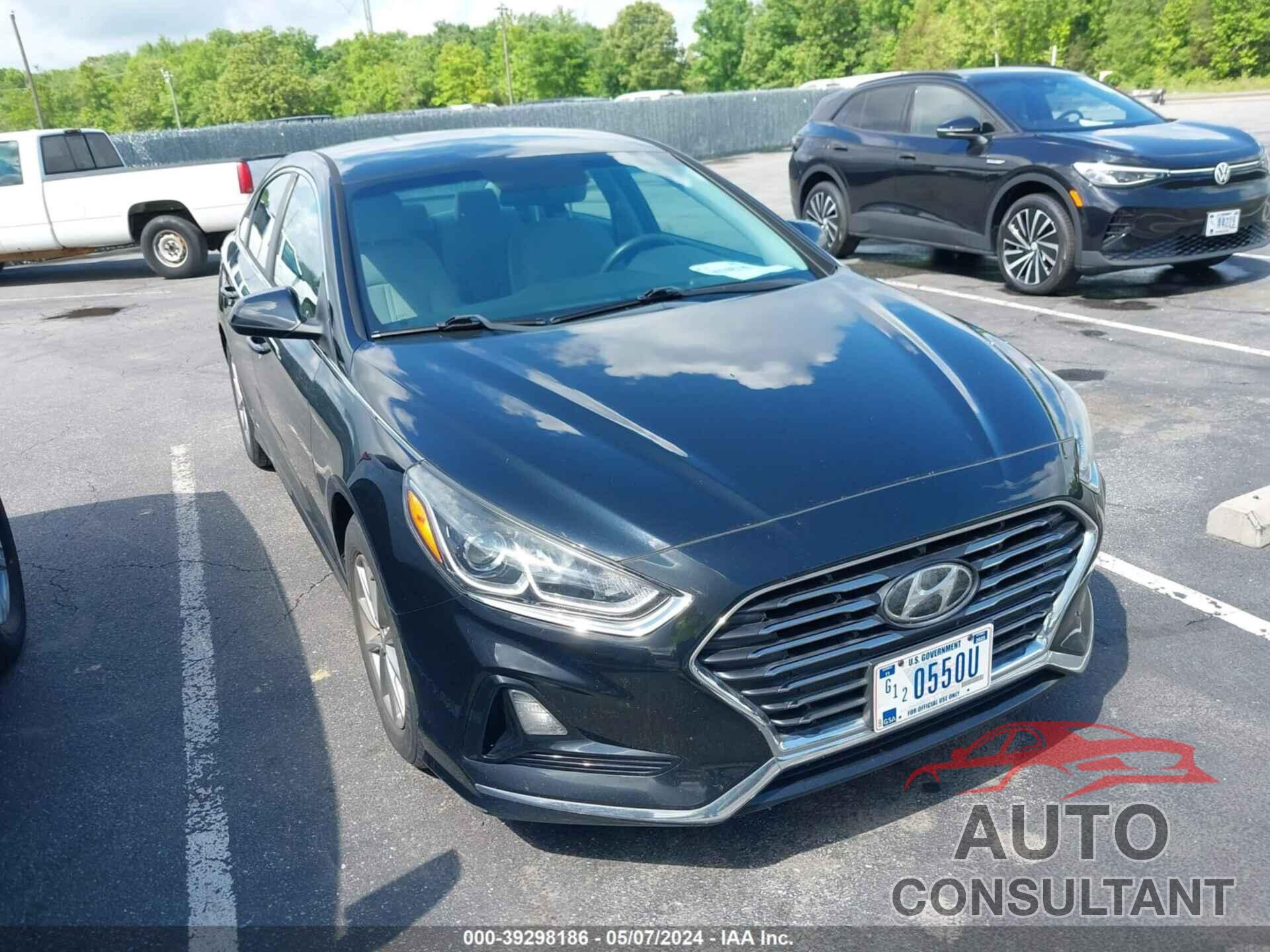 HYUNDAI SONATA 2018 - 5NPE24AA2JH687033