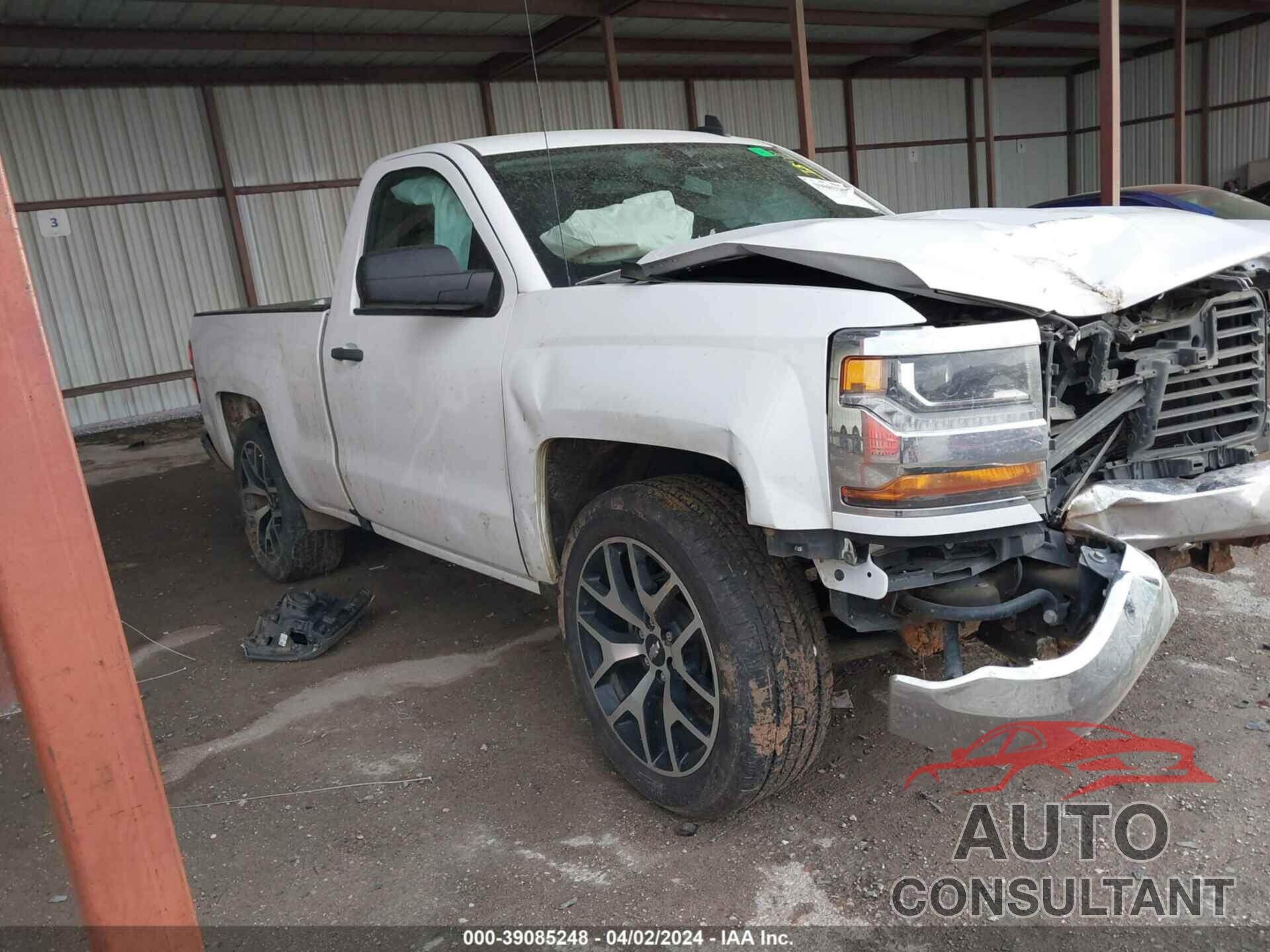 CHEVROLET SILVERADO 1500 2018 - 1GCNCNEH6JZ205120