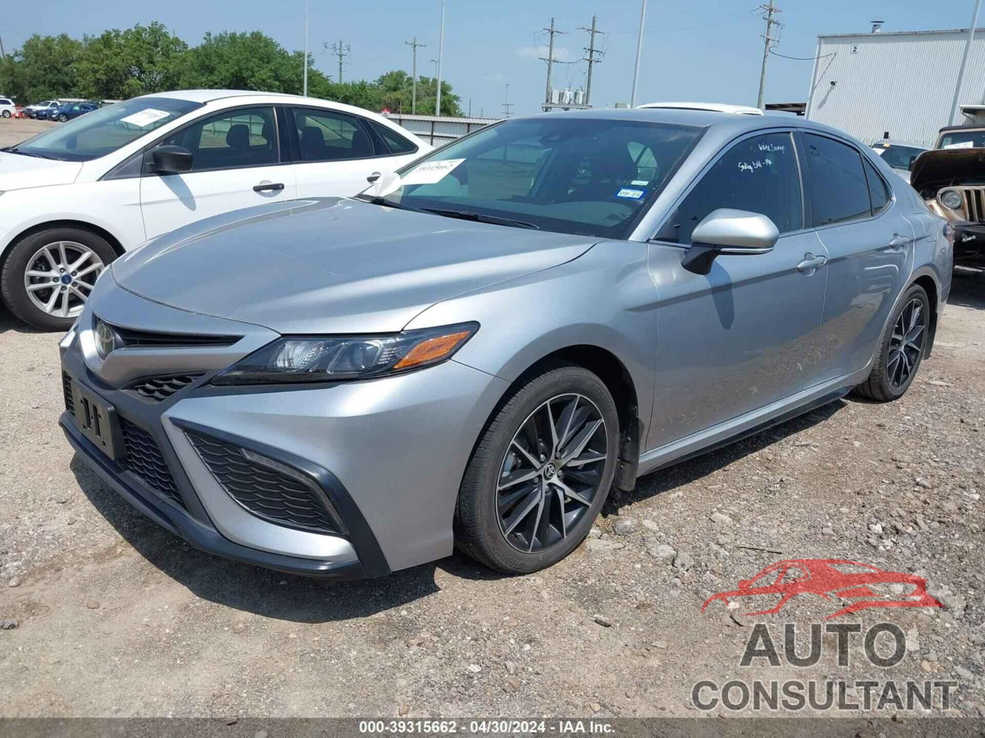 TOYOTA CAMRY 2024 - 4T1G11AK6RU847561