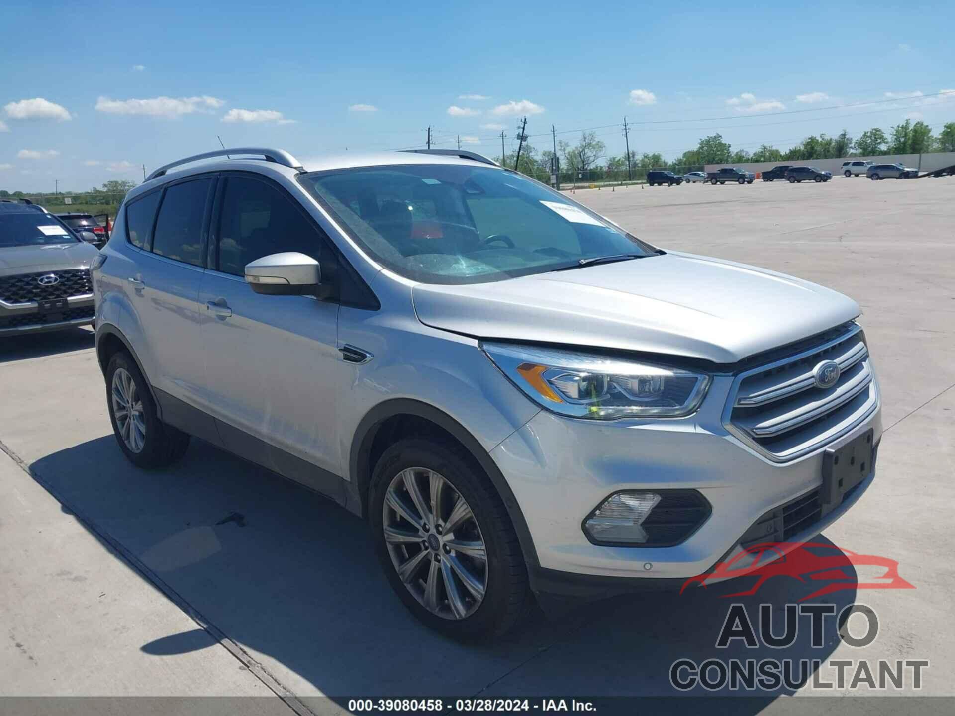 FORD ESCAPE 2018 - 1FMCU0J98JUC58139