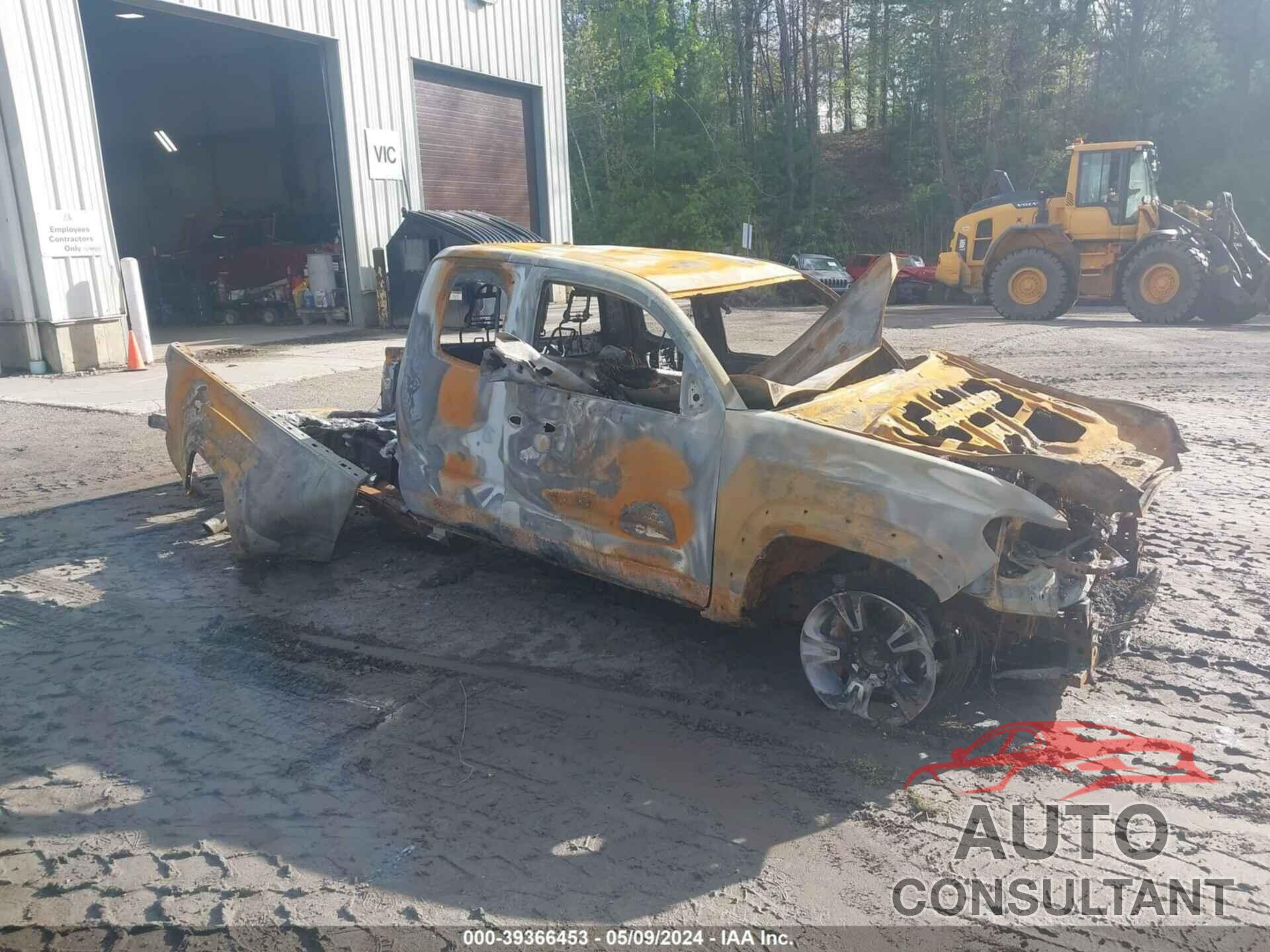 TOYOTA TACOMA 2017 - 5TFSZ5AN7HX075609
