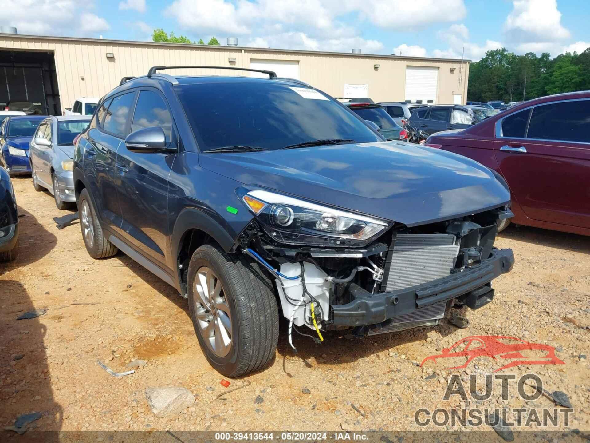 HYUNDAI TUCSON 2017 - KM8J33A28HU526891