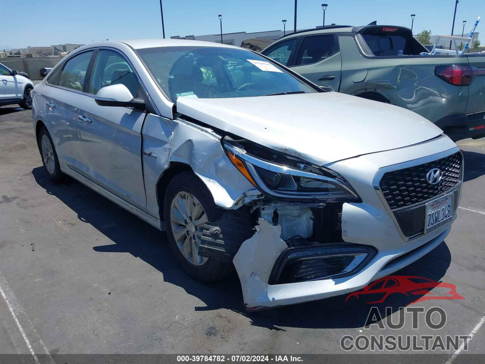 HYUNDAI SONATA HYBRID 2016 - KMHE24L13GA012641