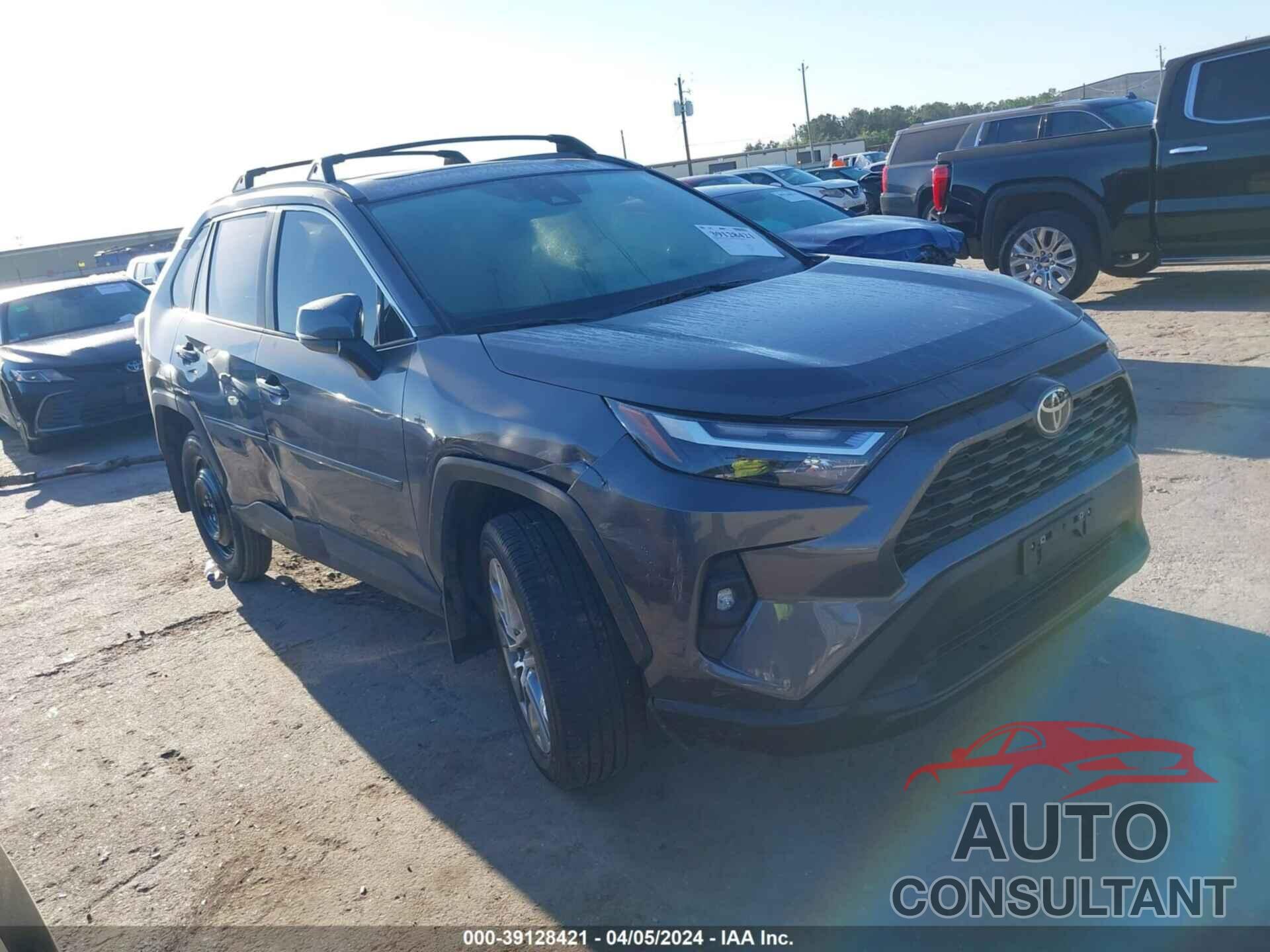 TOYOTA RAV4 2022 - 2T3C1RFV8NC208052