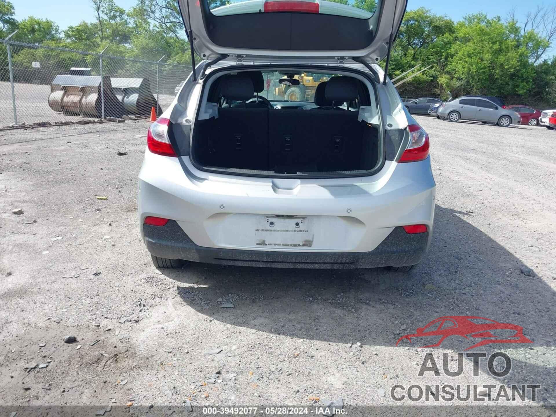 CHEVROLET CRUZE 2019 - 3G1BE6SM4KS570374