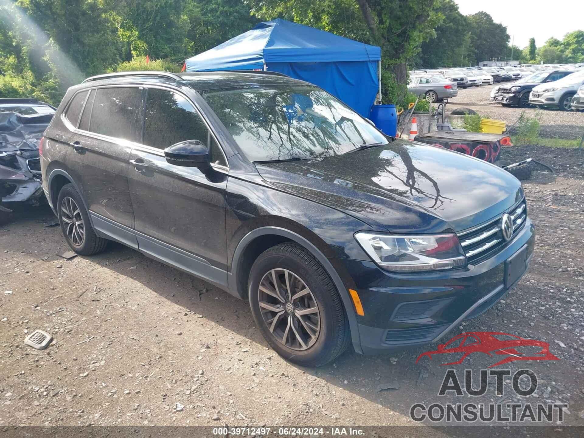 VOLKSWAGEN TIGUAN 2019 - 3VV2B7AX4KM197361