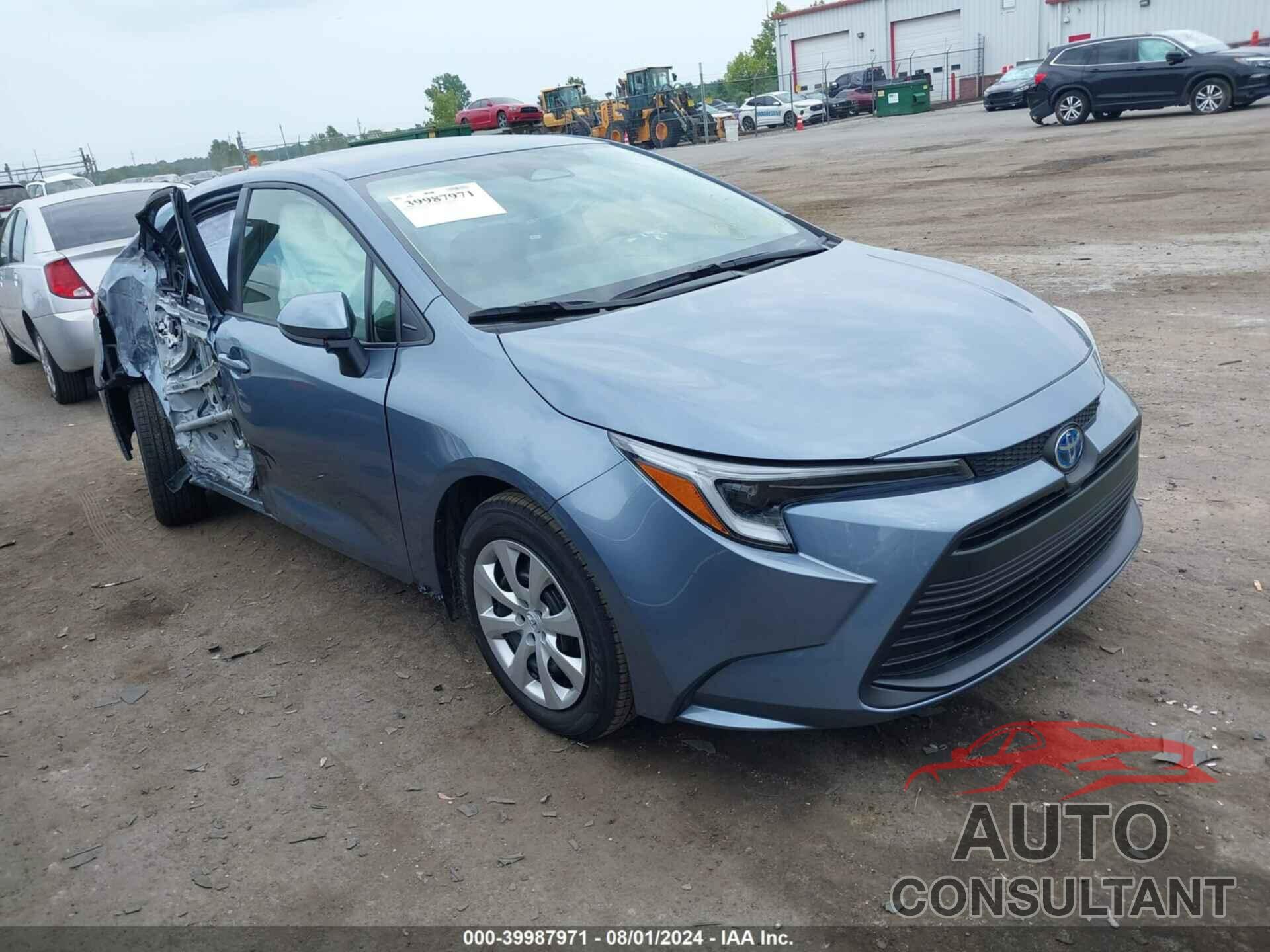 TOYOTA COROLLA 2024 - JTDBCMFE4R3059140