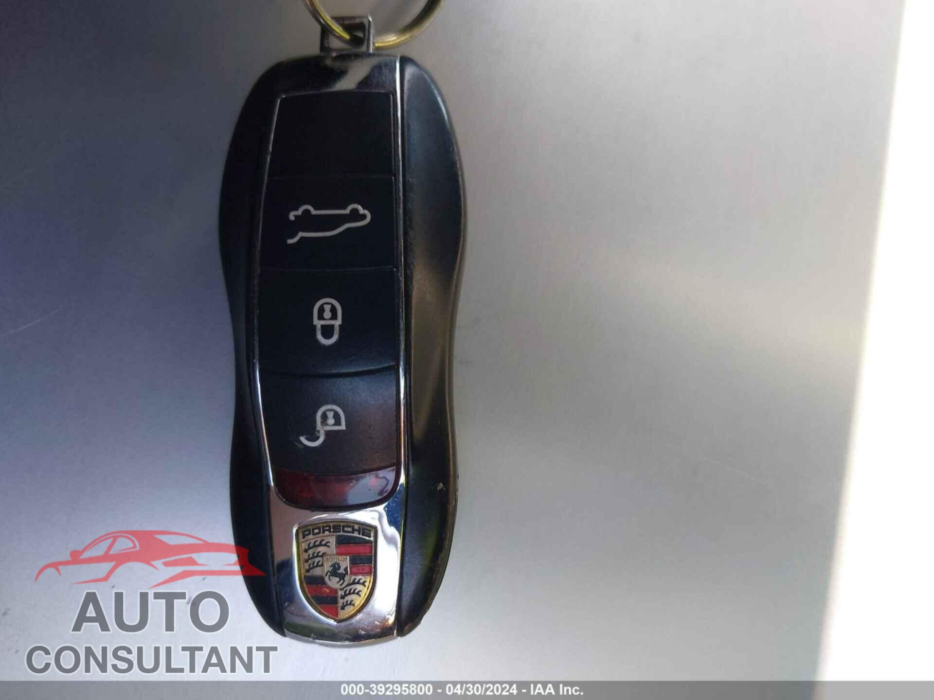 PORSCHE MACAN 2016 - WP1AB2A55GLB56756