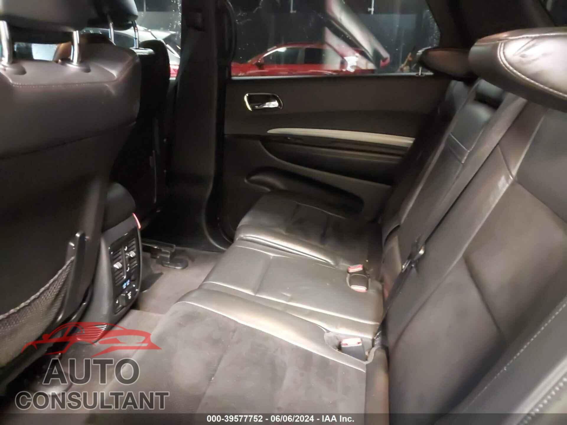 DODGE DURANGO 2018 - 1C4RDJDG1JC216982