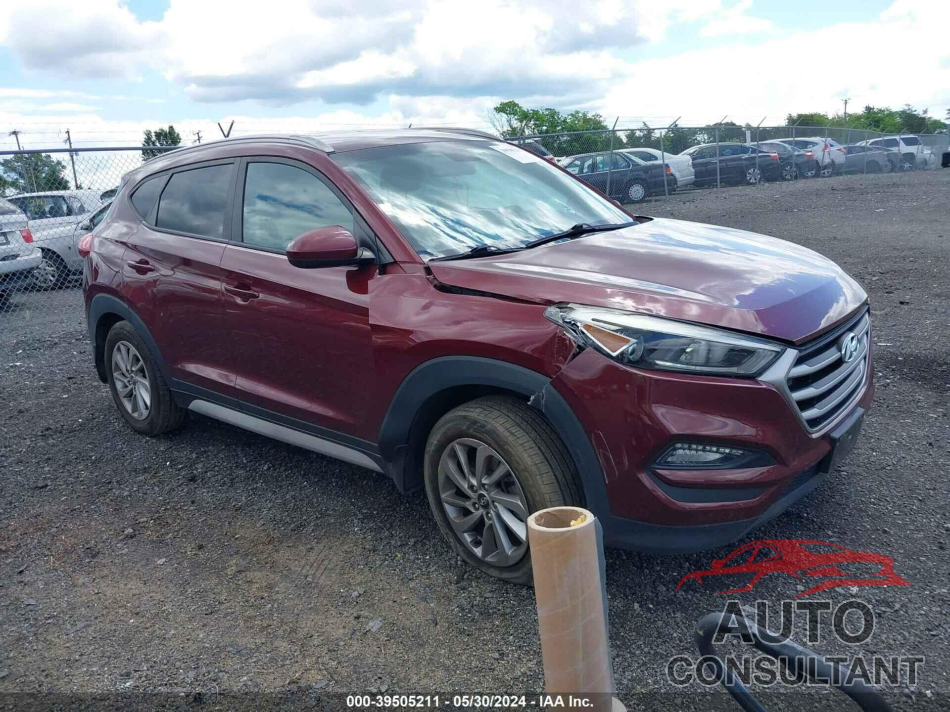 HYUNDAI TUCSON 2017 - KM8J3CA44HU472393