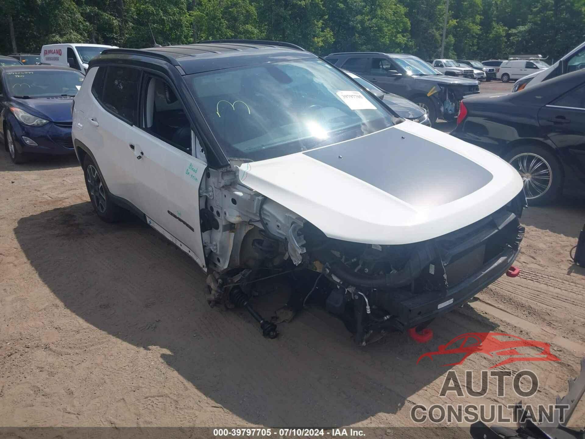 JEEP COMPASS 2019 - 3C4NJDDBXKT800056