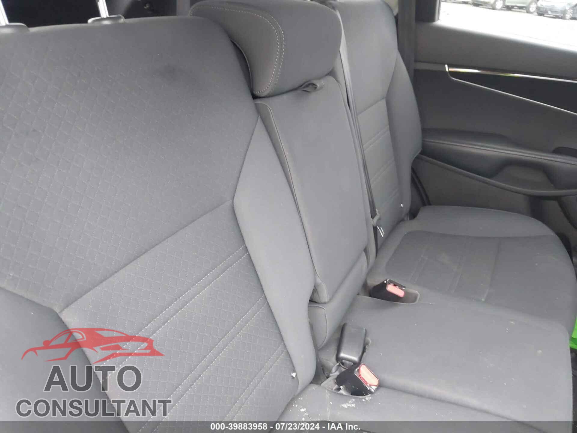 KIA SORENTO 2017 - 5XYPGDA53HG215325