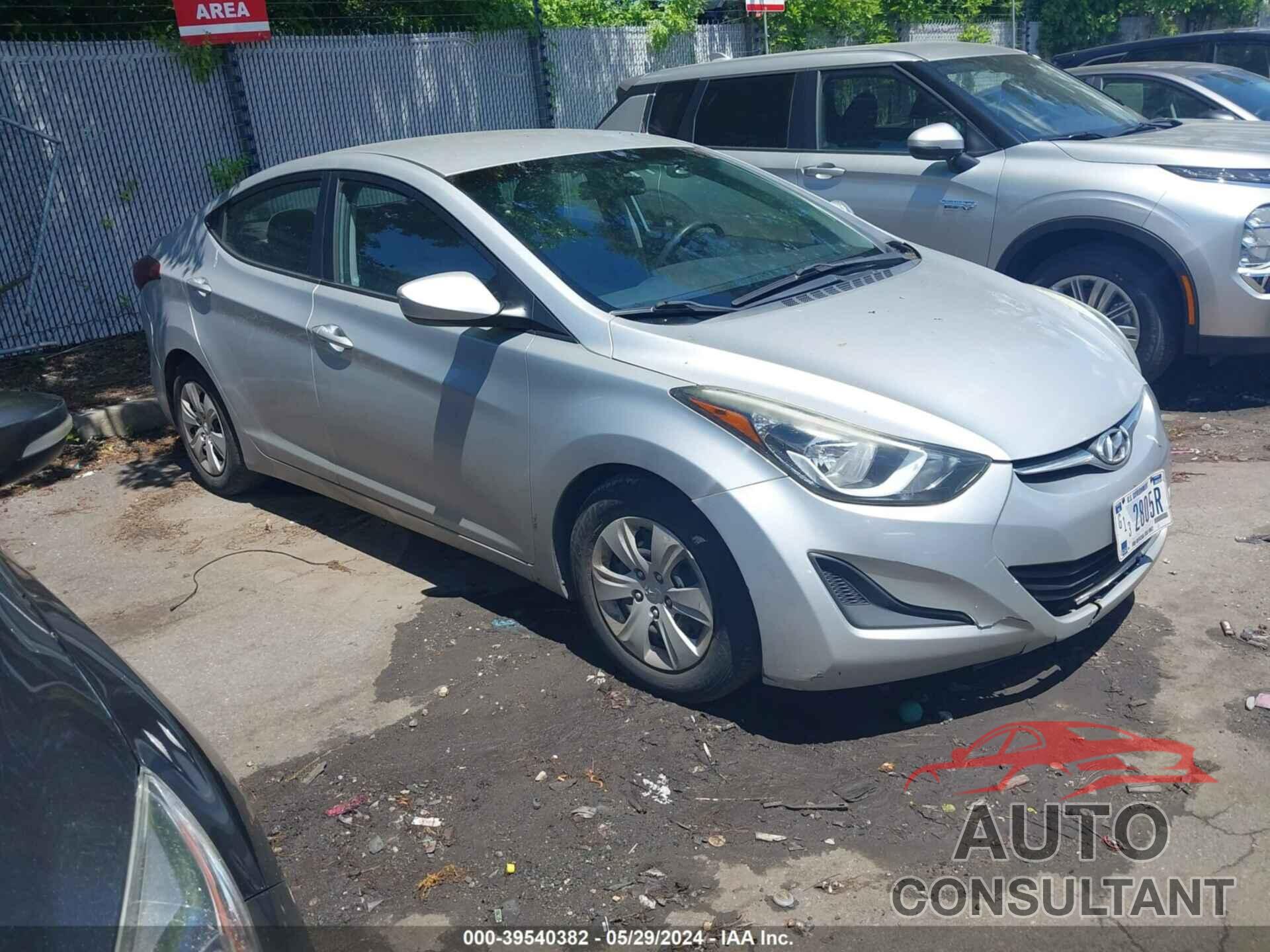 HYUNDAI ELANTRA 2016 - 5NPDH4AE1GH684890
