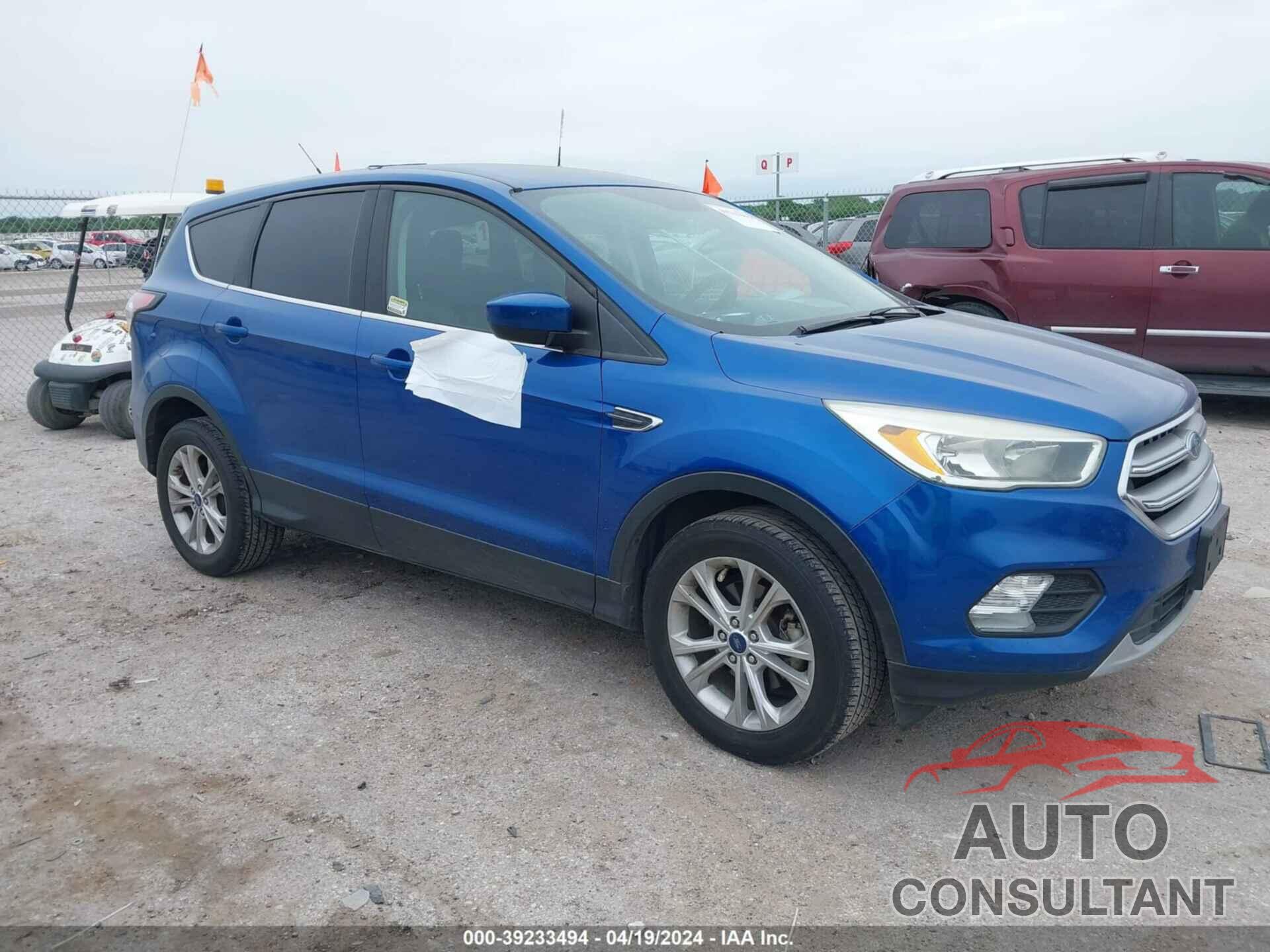 FORD ESCAPE 2017 - 1FMCU0GD2HUC12652