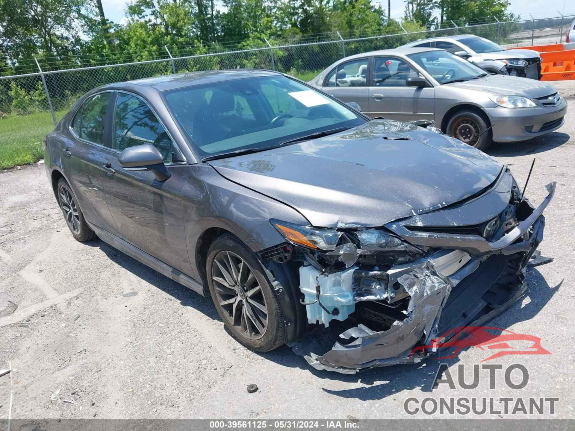 TOYOTA CAMRY 2023 - 4T1G11AK5PU739395