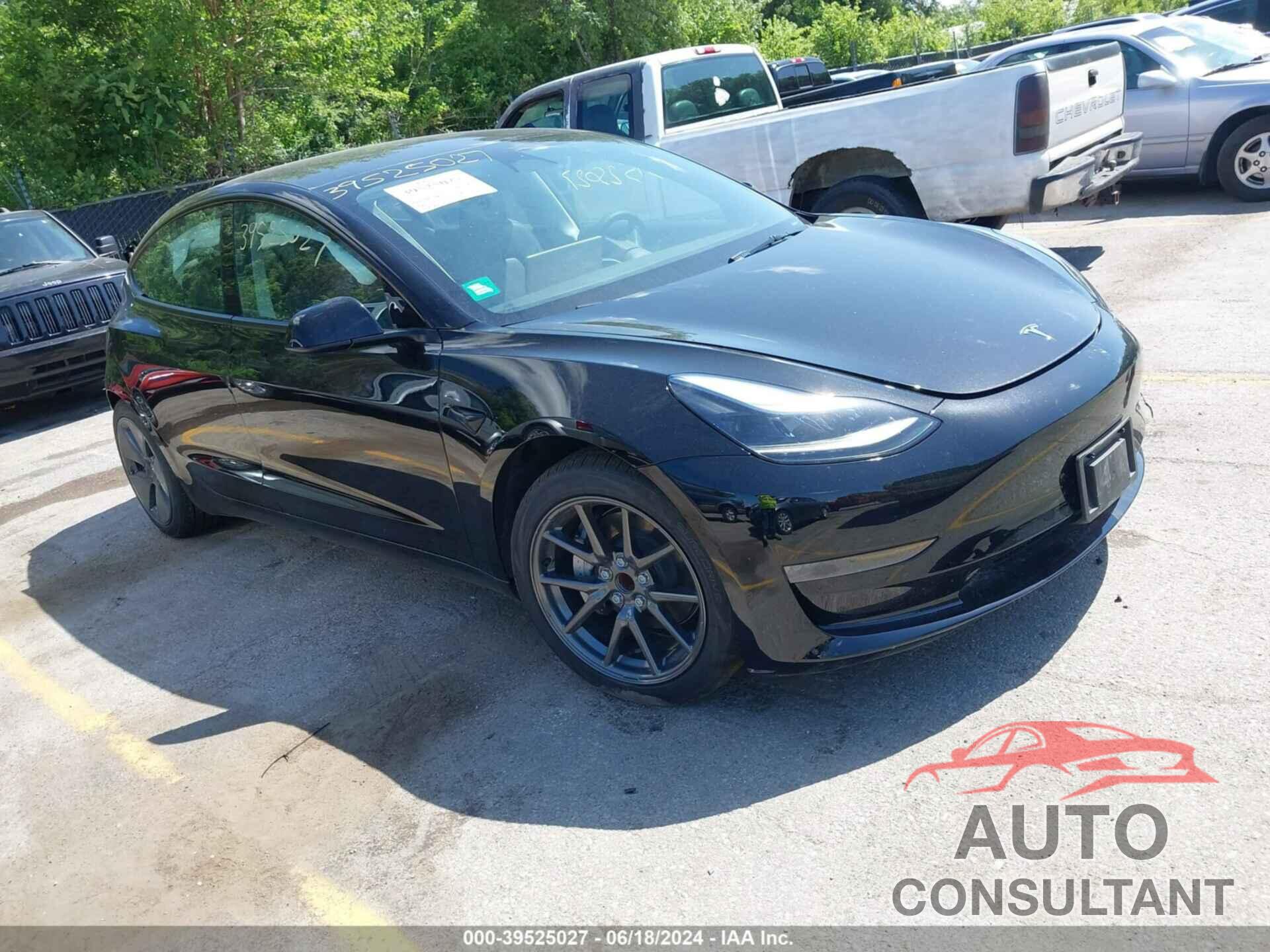 TESLA MODEL 3 2023 - 5YJ3E1EA5PF660410