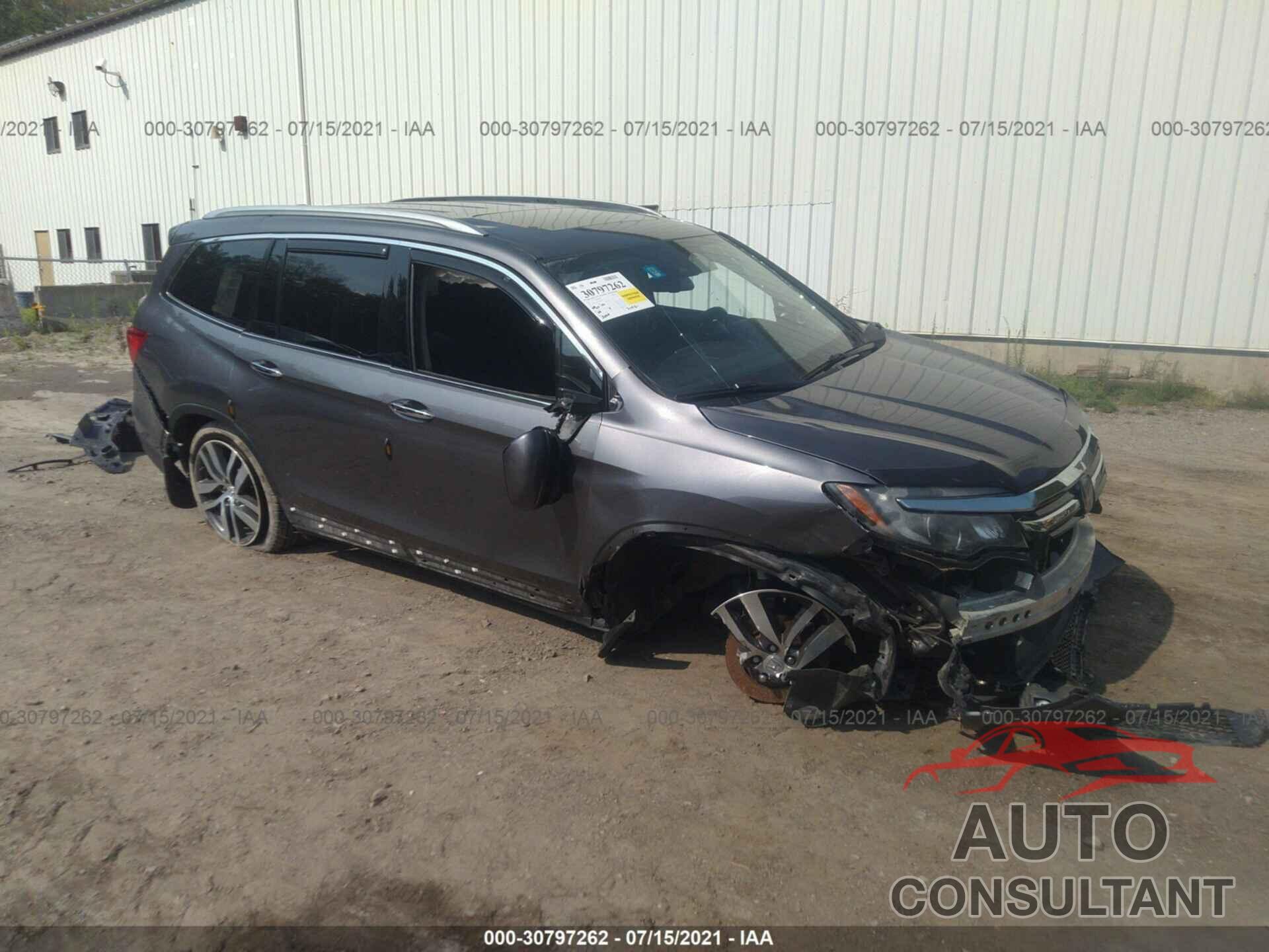 HONDA PILOT 2016 - 5FNYF6H9XGB050245