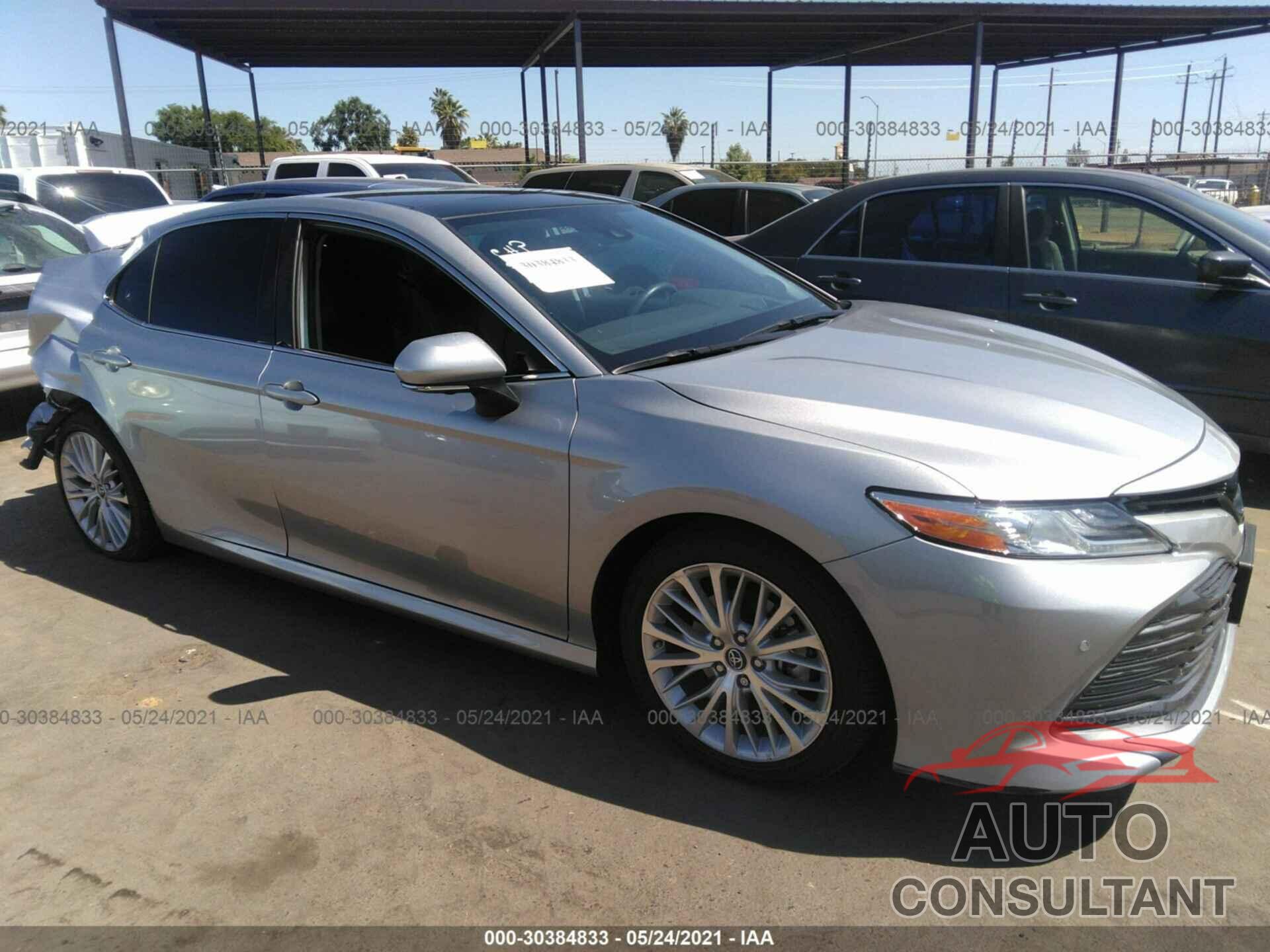 TOYOTA CAMRY 2019 - 4T1B11HK1KU217324