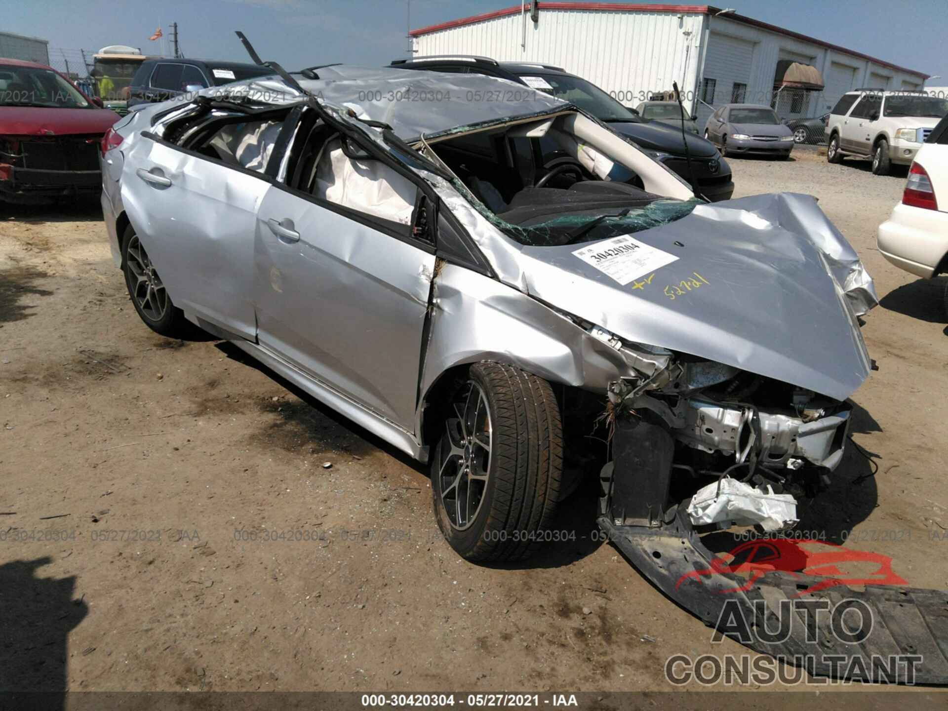 FORD FOCUS 2016 - 1FADP3F27GL401888