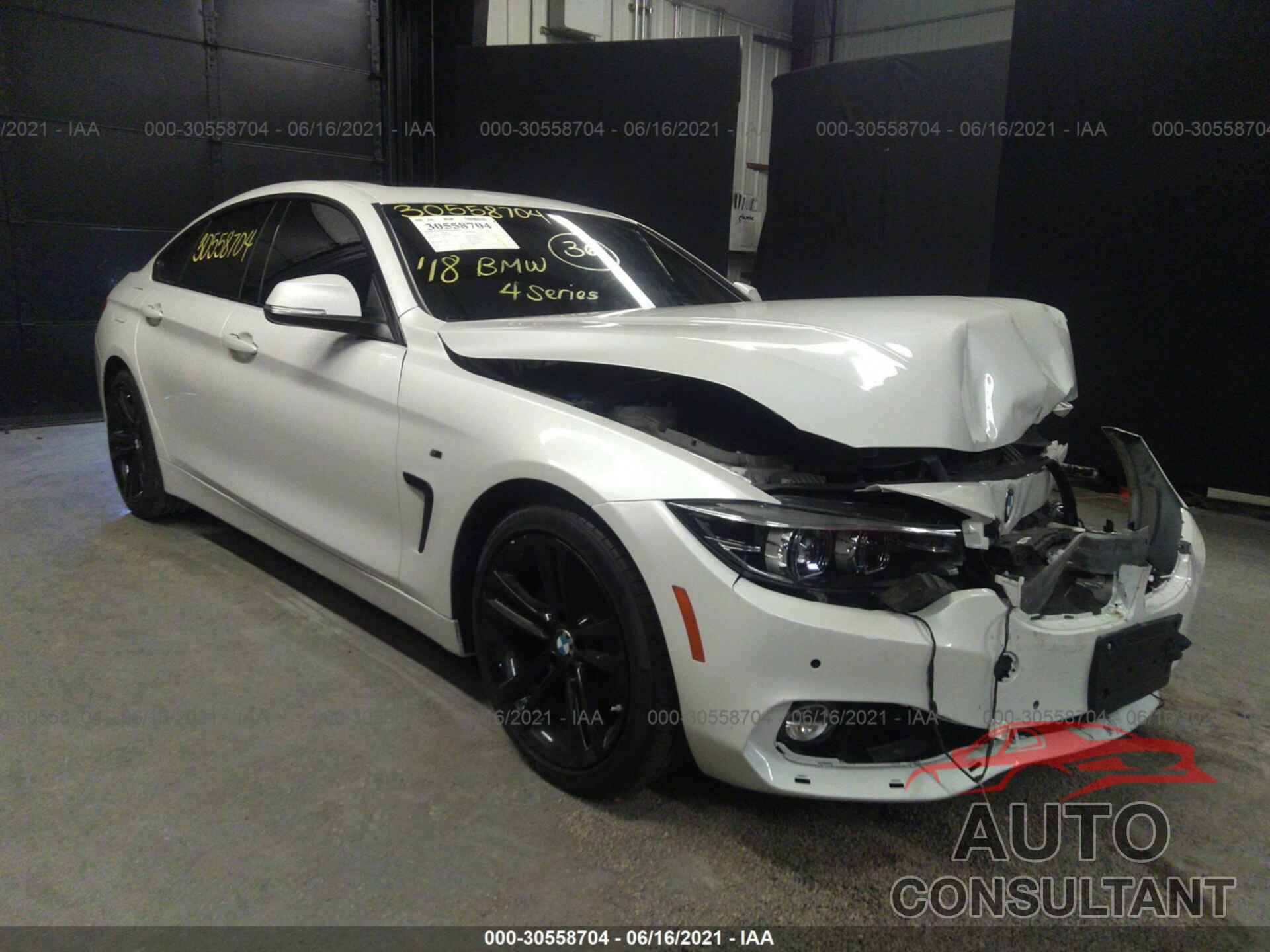 BMW 4 SERIES 2018 - WBA4J1C58JBM11595