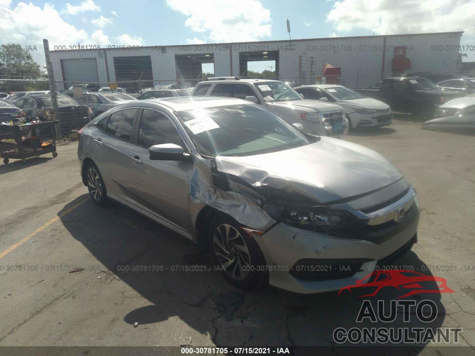 HONDA CIVIC SEDAN 2017 - 19XFC2F79HE060363