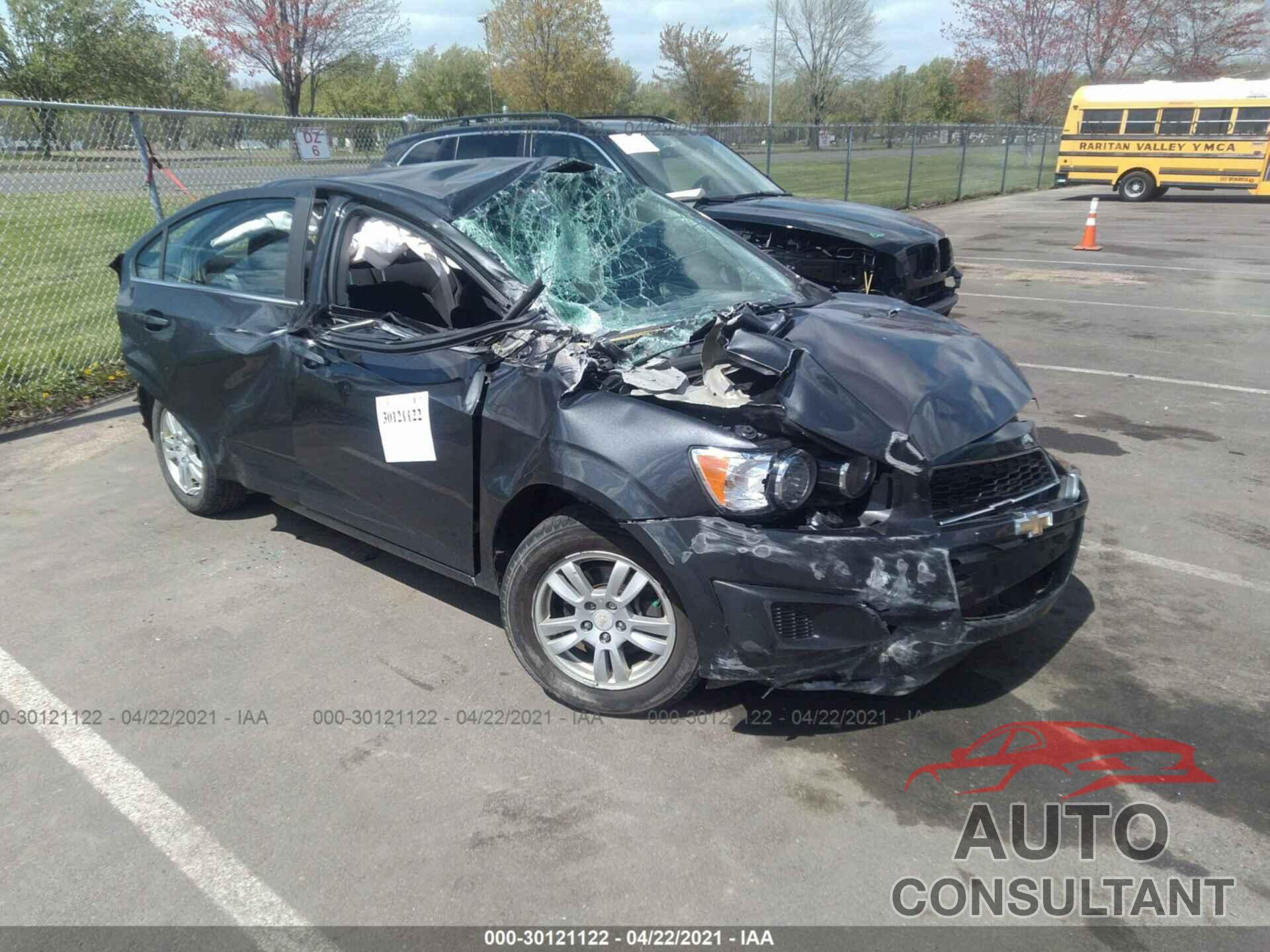 CHEVROLET SONIC 2016 - 1G1JC5SG3G4148660