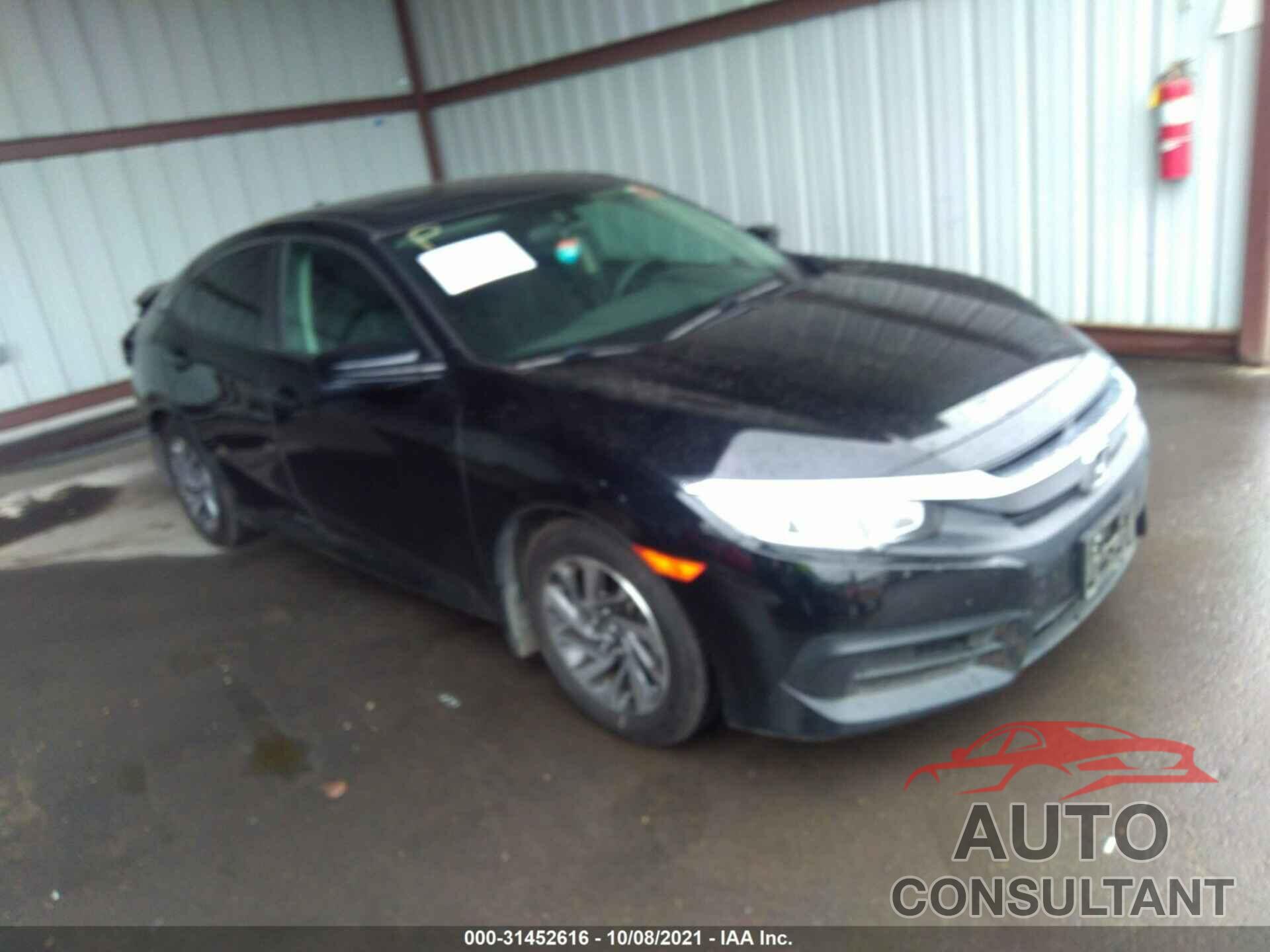 HONDA CIVIC SEDAN 2018 - 2HGFC2F79JH543539