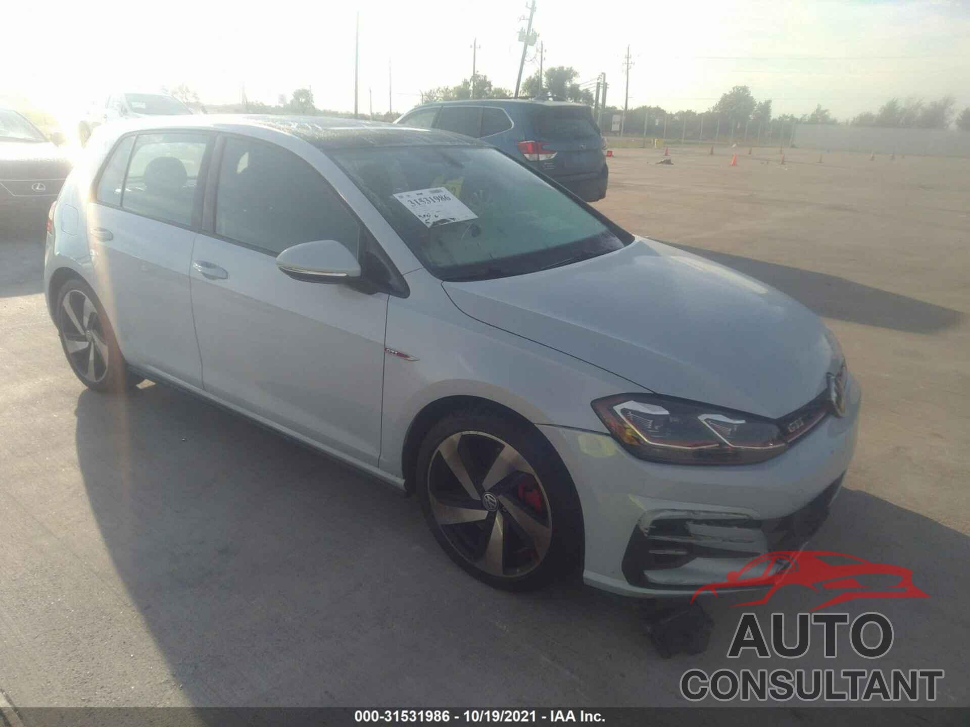 VOLKSWAGEN GOLF GTI 2018 - 3VW547AUXJM277187