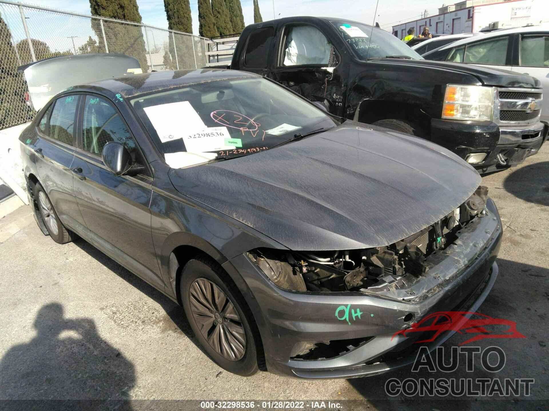 VOLKSWAGEN JETTA 2019 - 3VWC57BU3KM124607