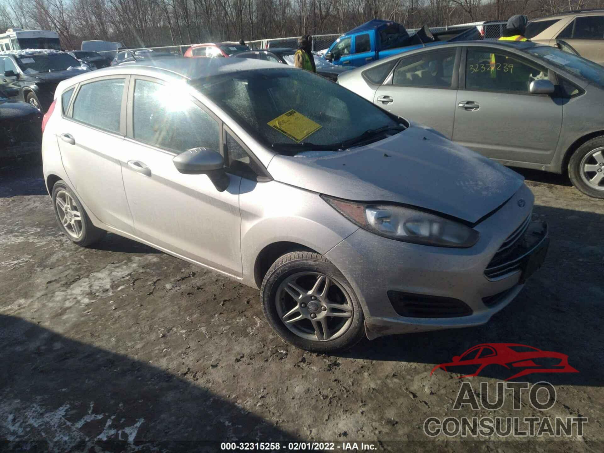 FORD FIESTA 2018 - 3FADP4EJ4JM122189