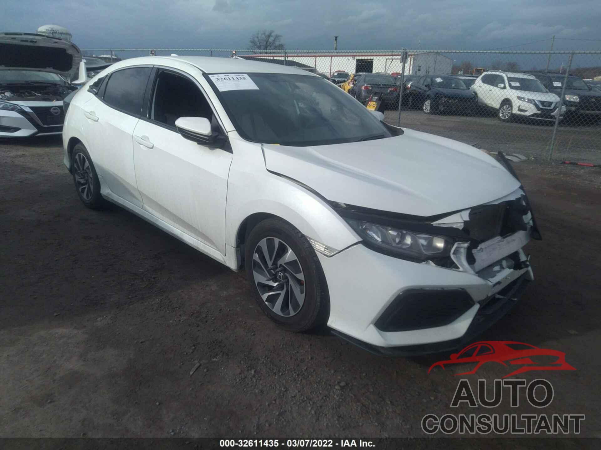 HONDA CIVIC HATCHBACK 2017 - SHHFK7H26HU424619