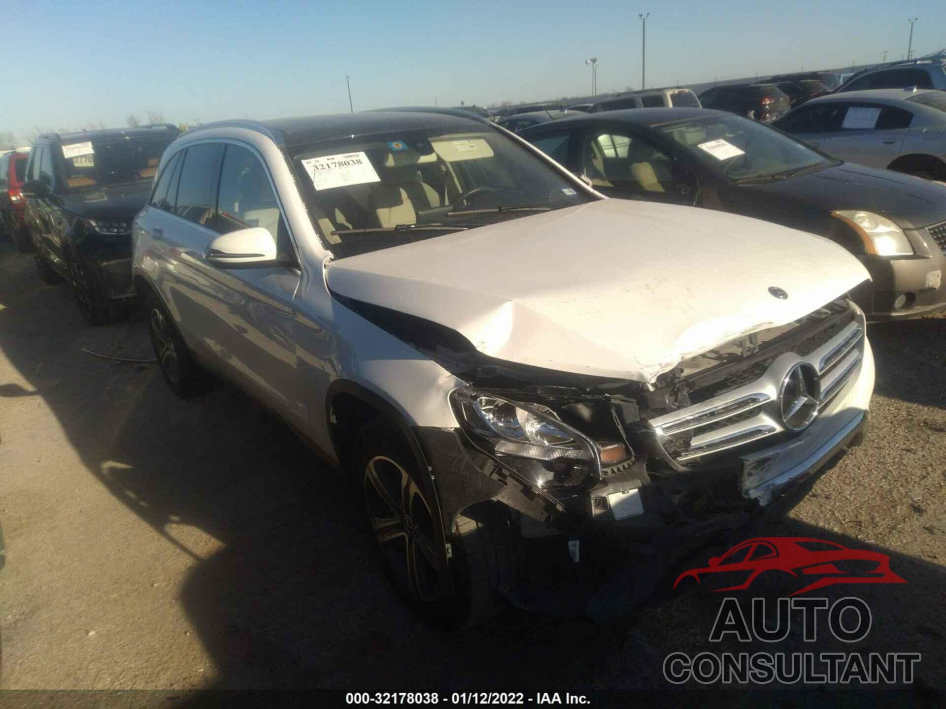 MERCEDES-BENZ GLC 2019 - WDC0G4JB2KV147035