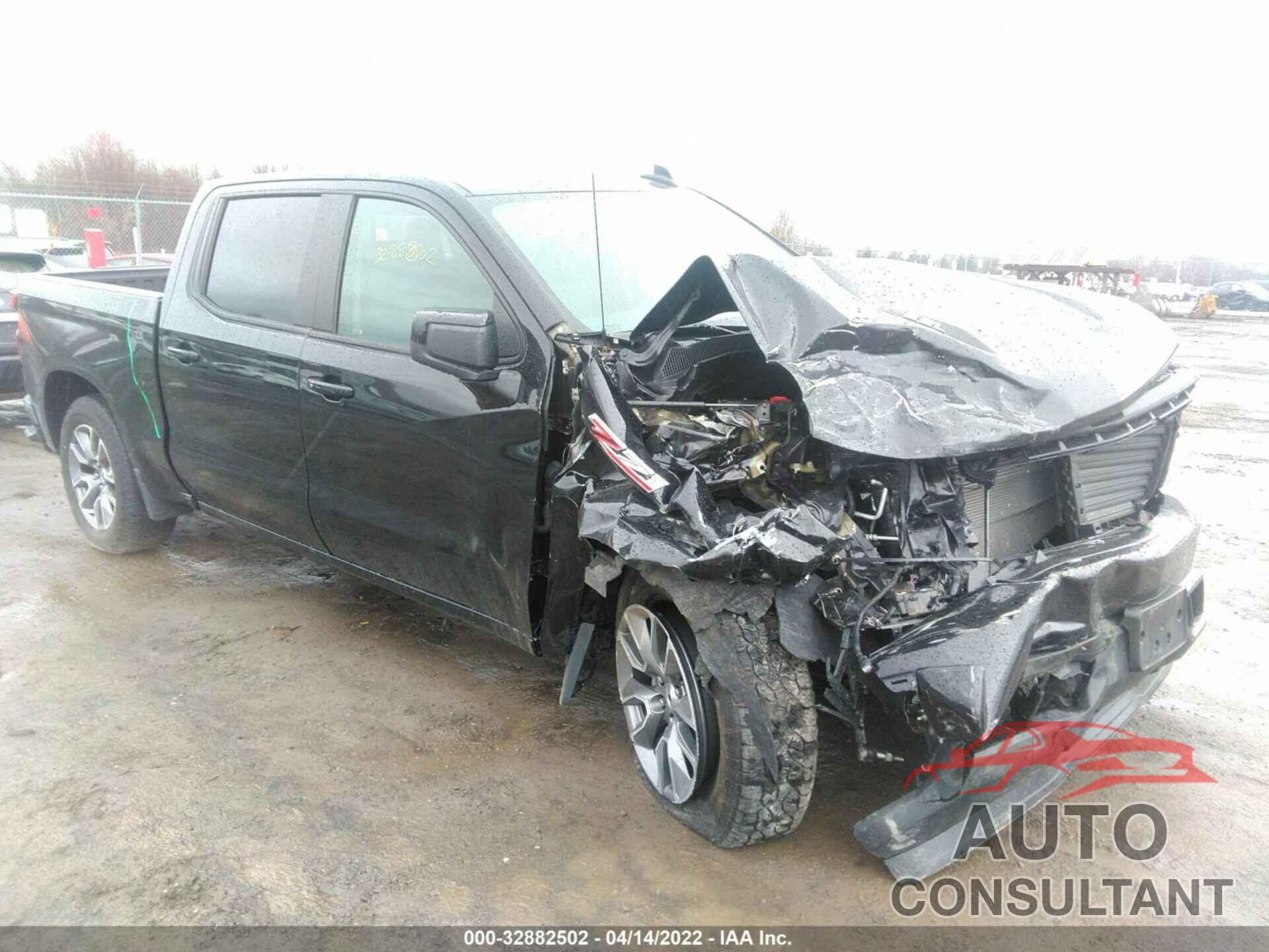 CHEVROLET SILVERADO 1500 2021 - 1GCUYEEL1MZ366111