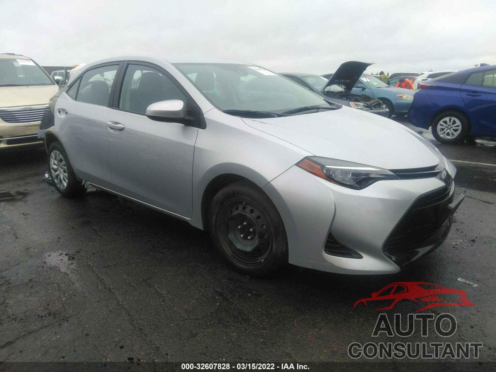 TOYOTA COROLLA 2018 - 5YFBURHE6JP791756