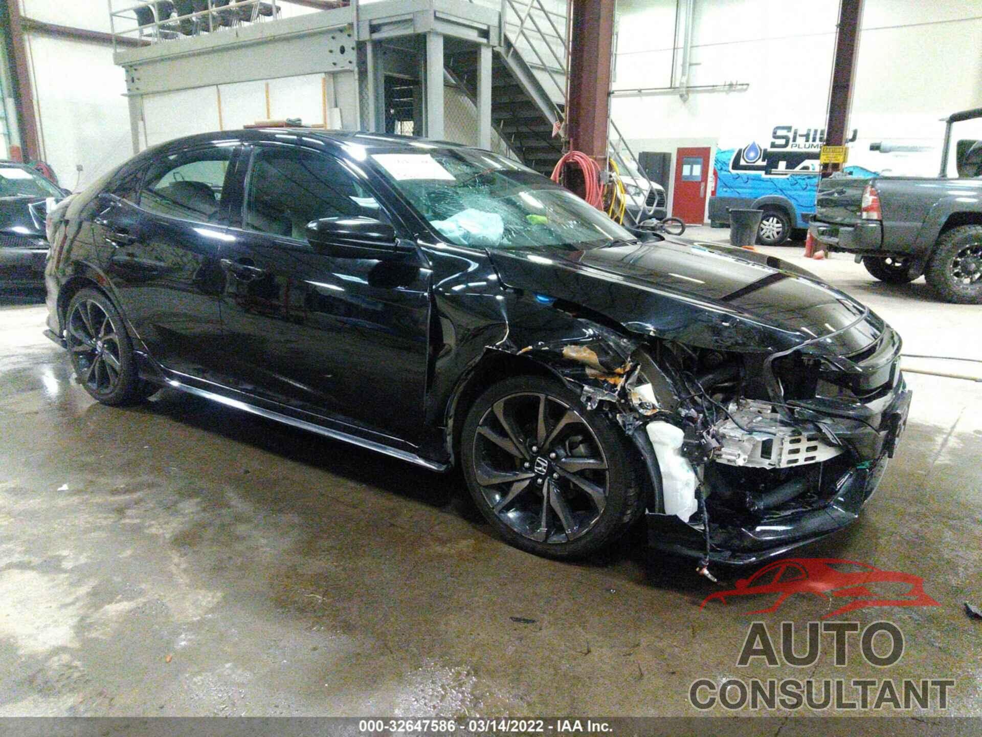 HONDA CIVIC HATCHBACK 2017 - SHHFK7H40HU232372