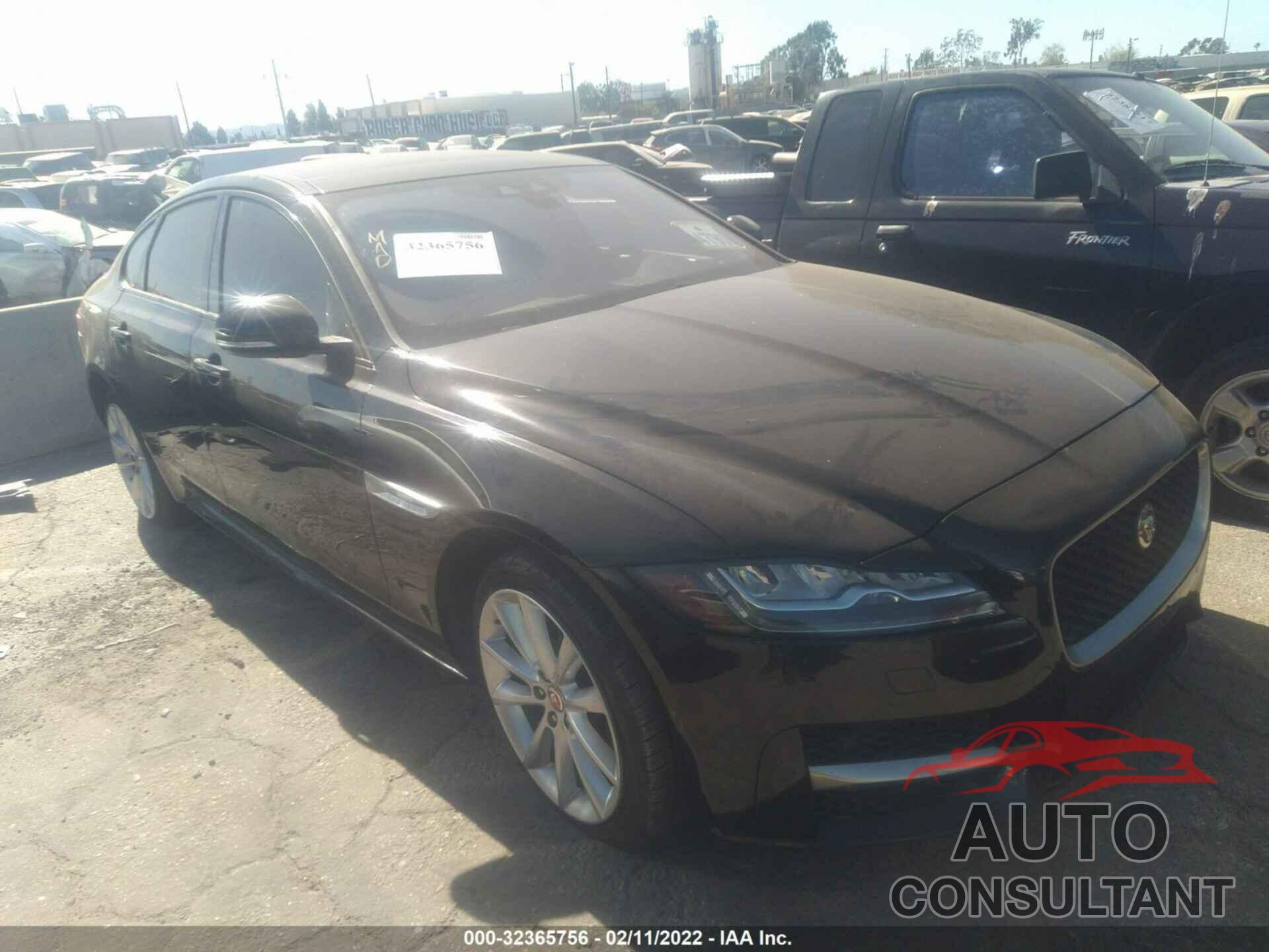 JAGUAR XF 2017 - SAJBF4BV3HCY34184