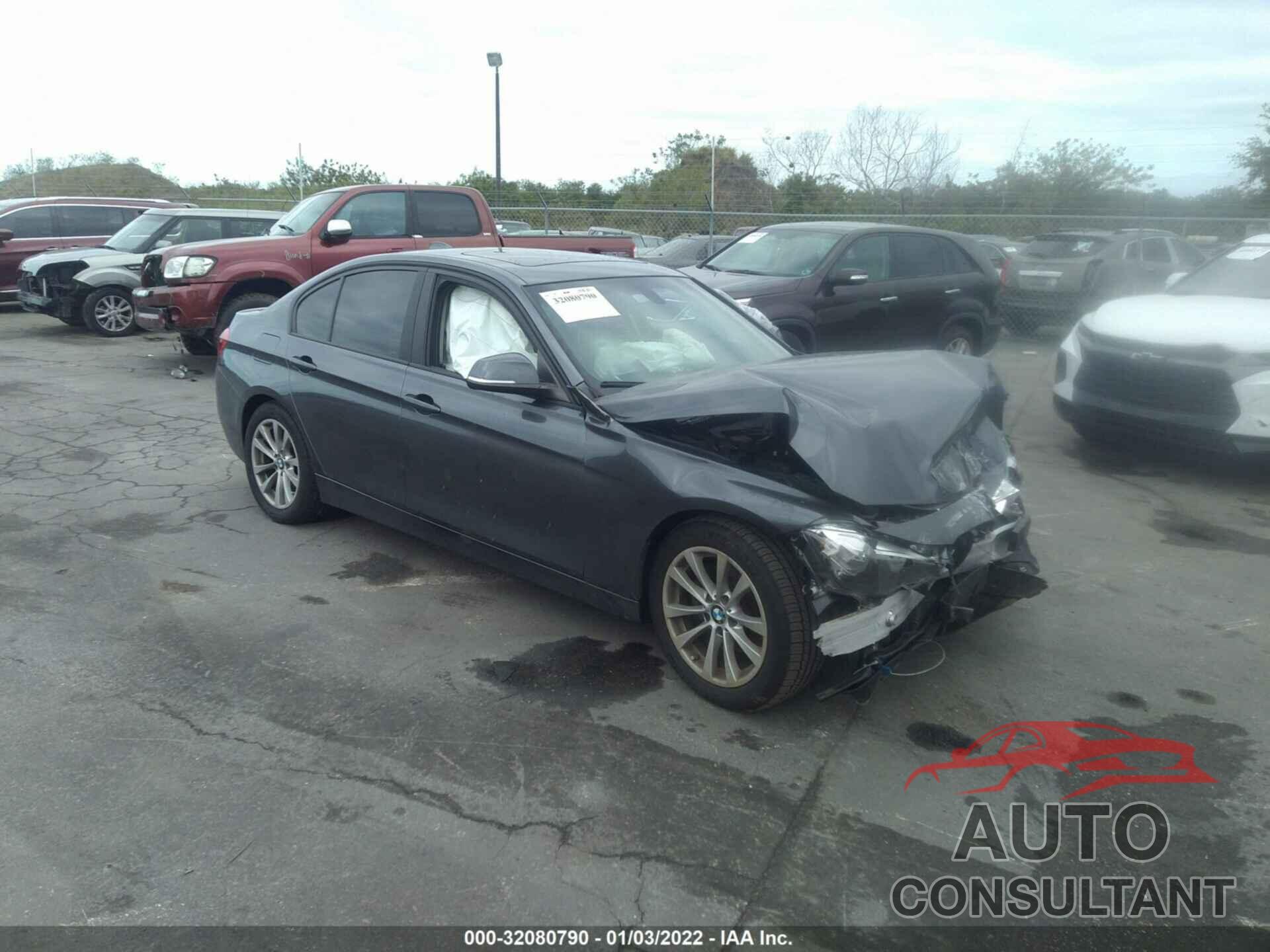BMW 3 SERIES 2016 - WBA8A9C51GK618029