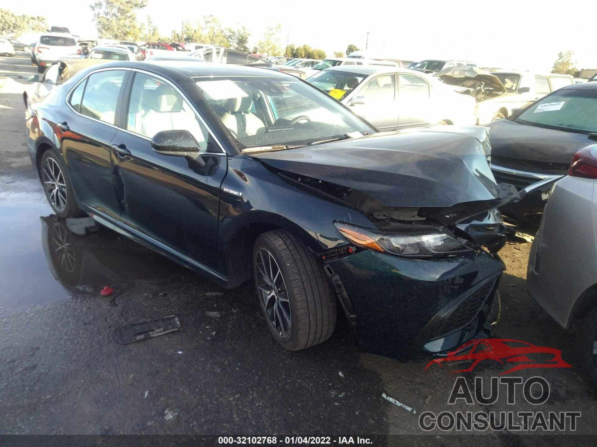 TOYOTA CAMRY 2021 - 4T1G31AK2MU562603
