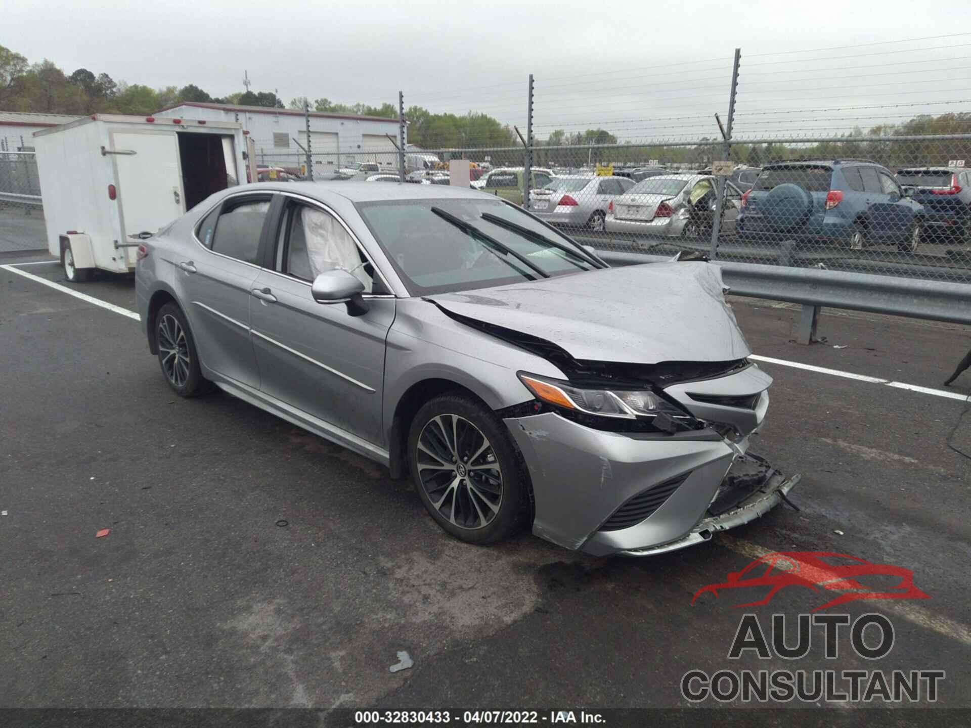 TOYOTA CAMRY 2019 - 4T1B11HK9KU830940