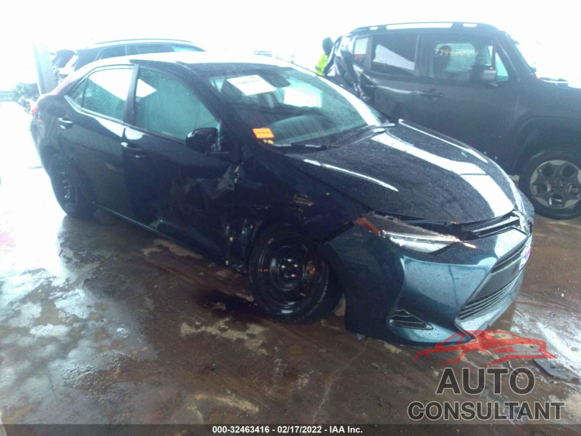 TOYOTA COROLLA 2018 - 2T1BURHE1JC067053