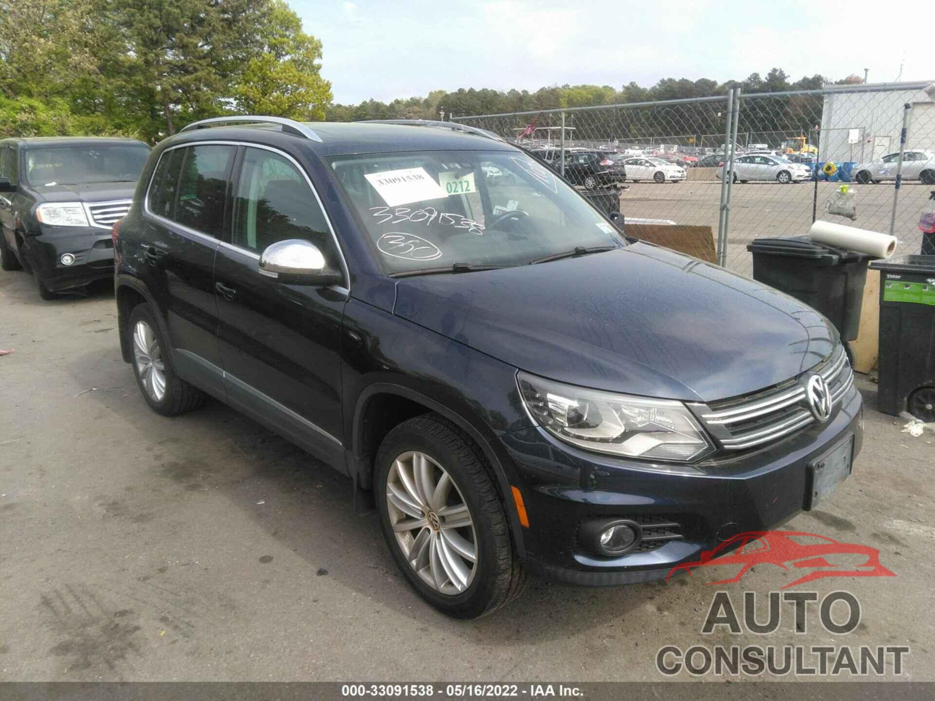 VOLKSWAGEN TIGUAN 2016 - WVGBV7AX9GW608357