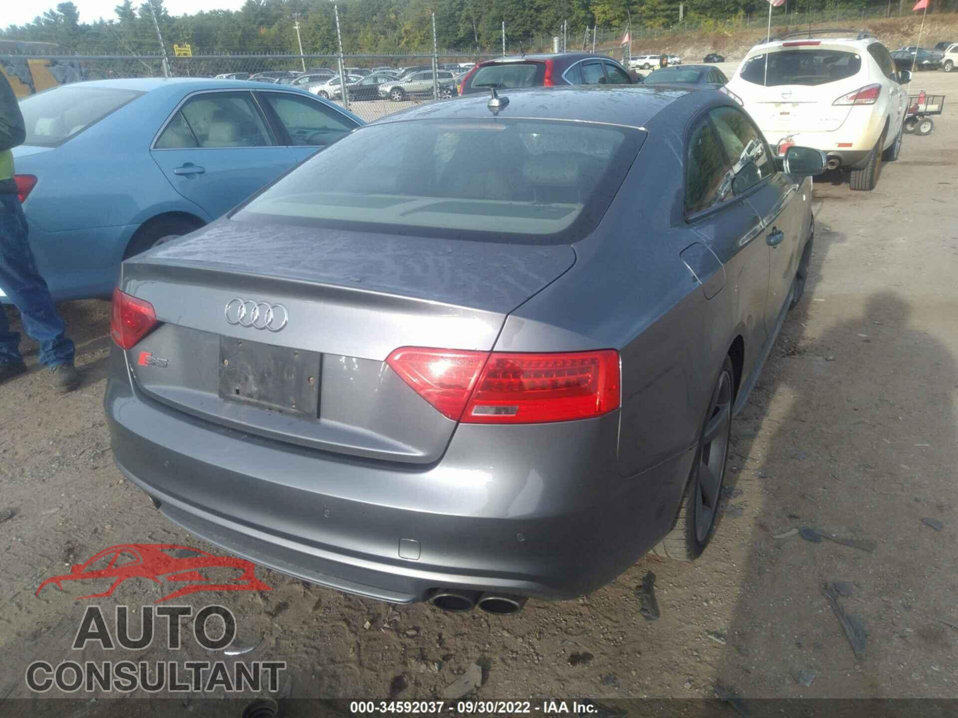 AUDI S5 2014 - WAUCGAFR8EA010567