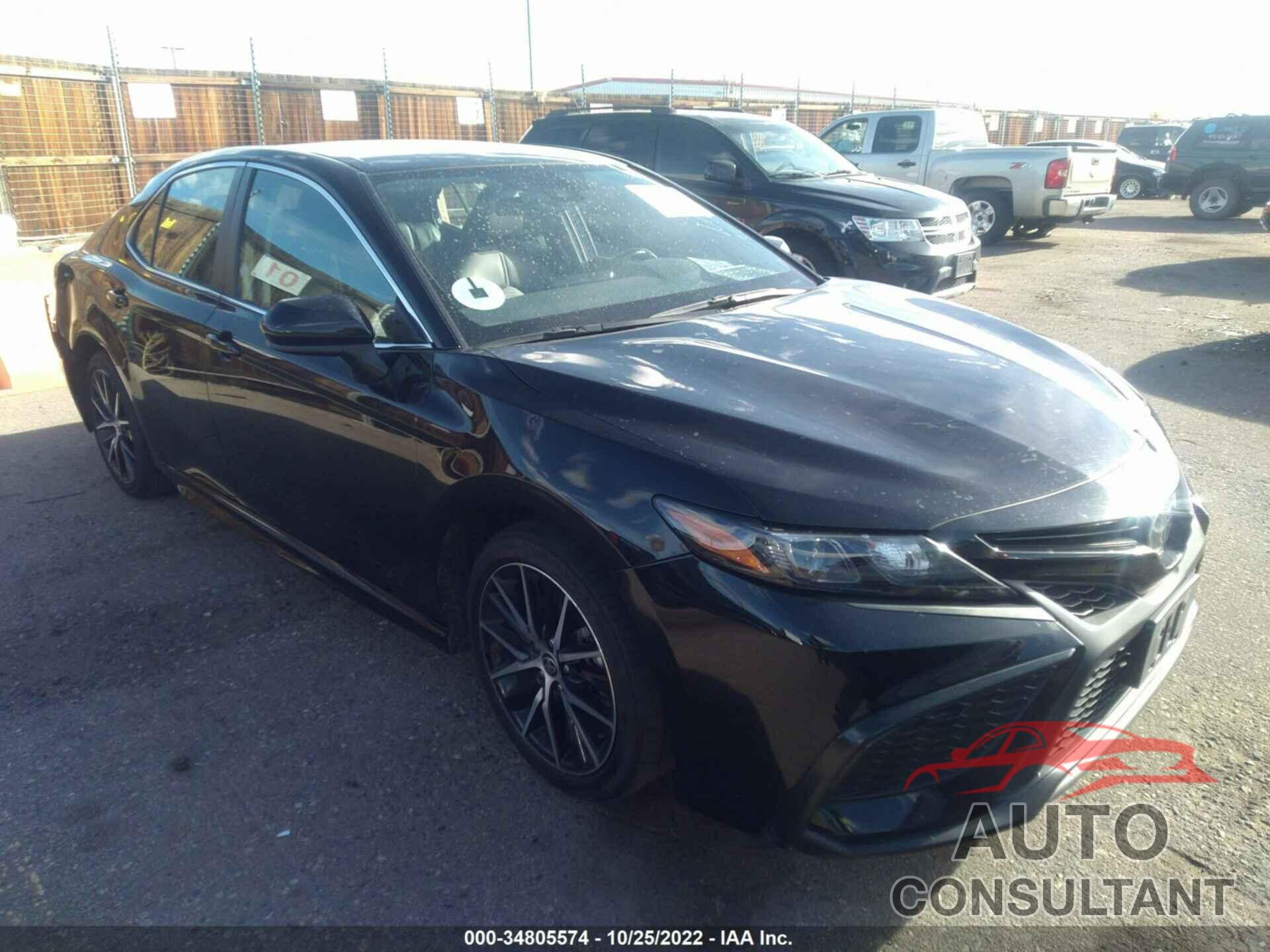 TOYOTA CAMRY 2021 - 4T1G11AK5MU573844