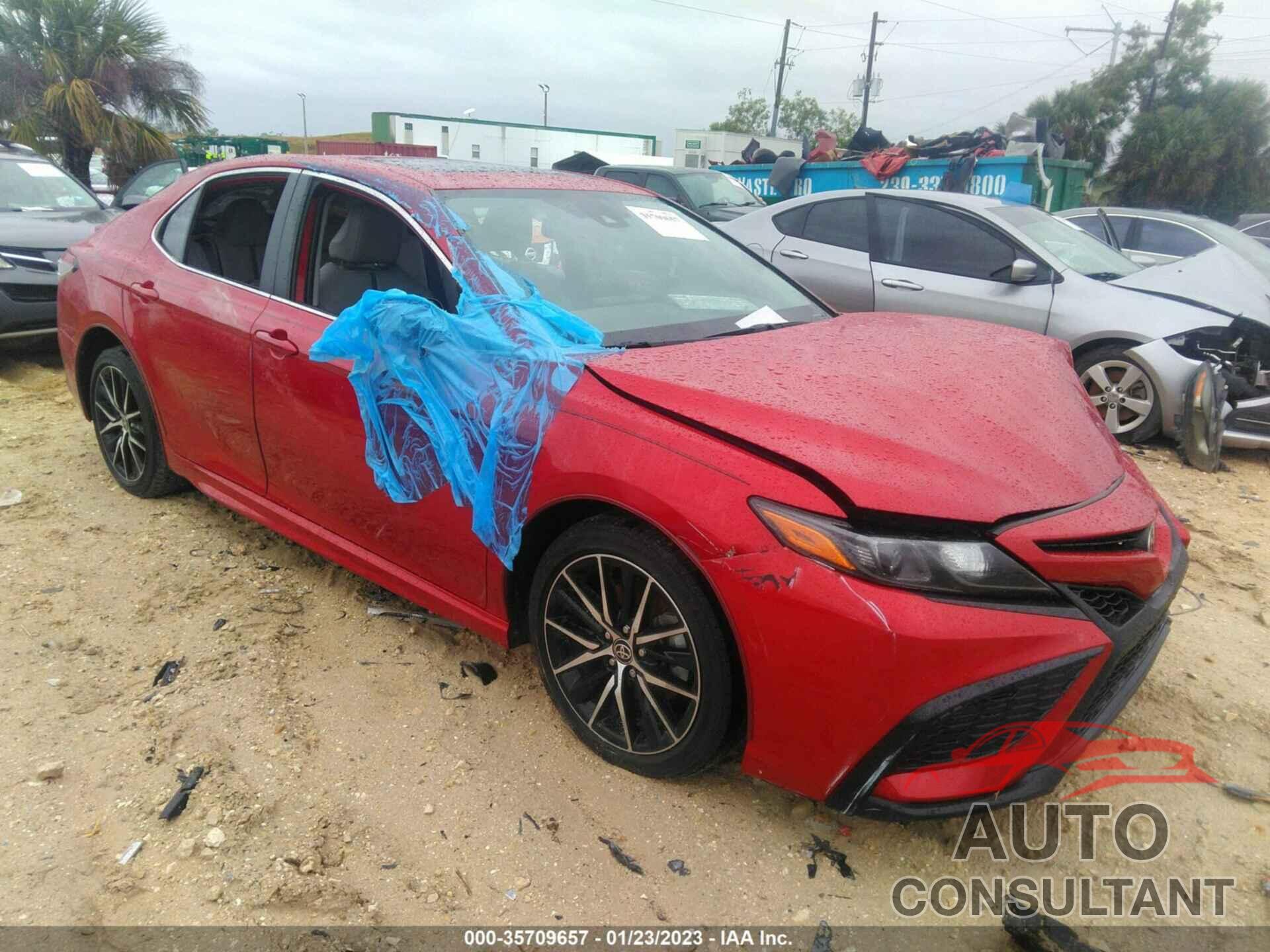 TOYOTA CAMRY 2021 - 4T1T11AK8MU404934