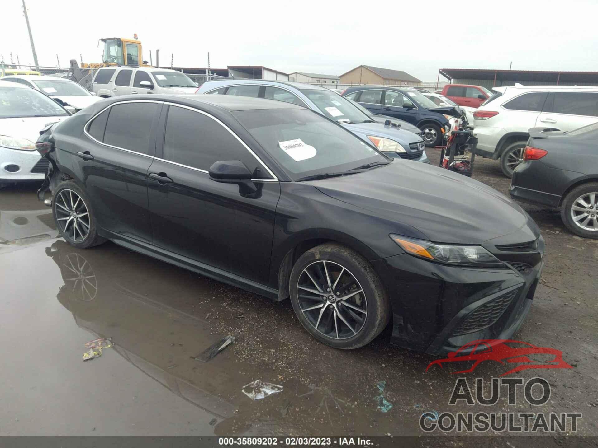 TOYOTA CAMRY 2021 - 4T1G11AK2MU532183