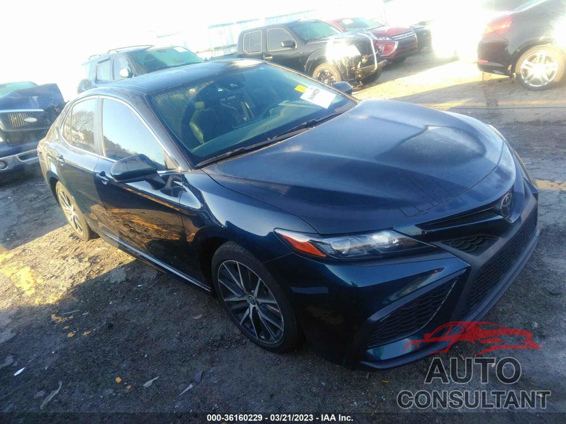 TOYOTA CAMRY 2021 - 4T1G11AK6MU497132