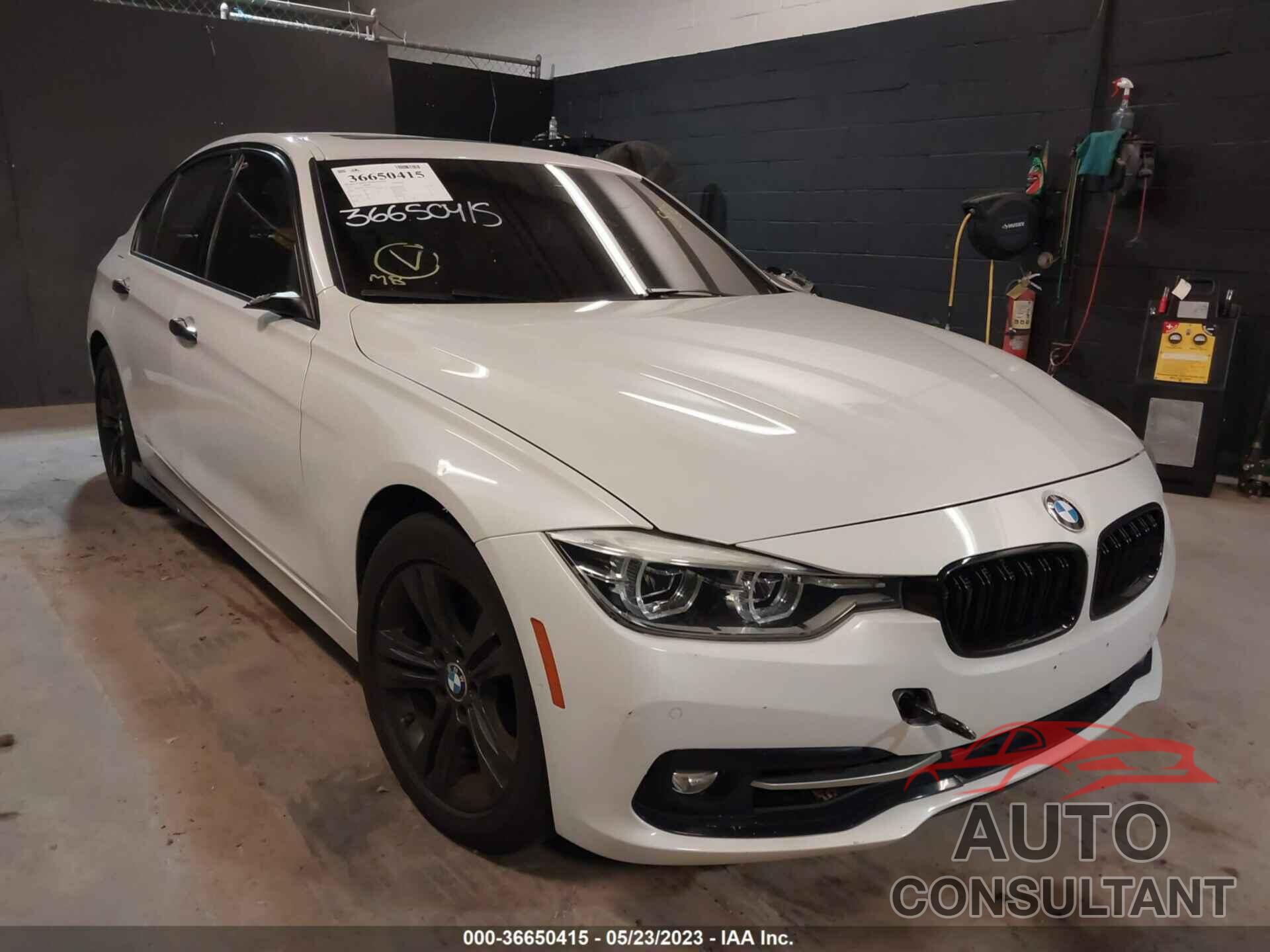 BMW 328I 2016 - WBA8E3G57GNU03331